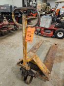 Assorted Pallet Lifts