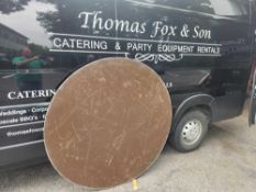 Round Banquet Tables