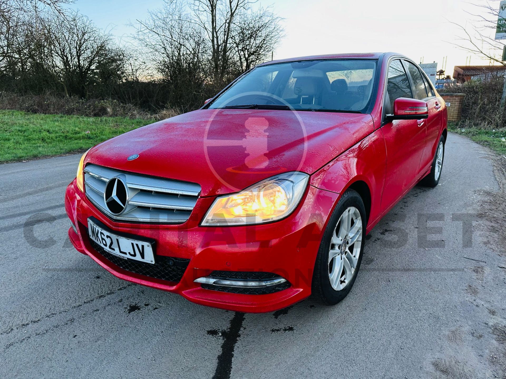 (ON SALE) MERCEDES-BENZ C220 2.1Cdi BLUE EFFICIENCY STOP/START FULL LEATHER INTERIOR NO VAT - Image 4 of 32