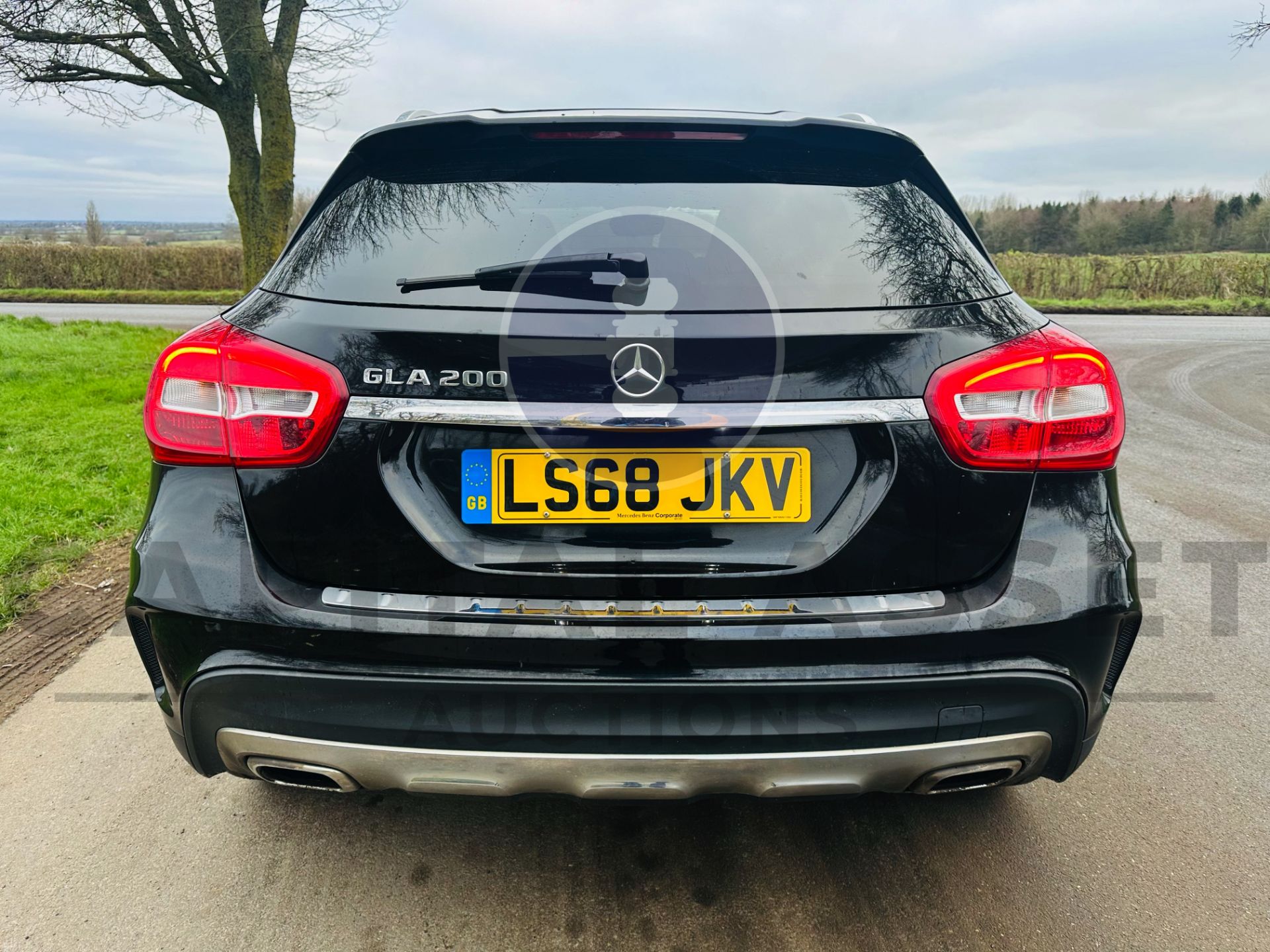 (On Sale) MERCEDES-BENZ GLA 200 *AMG LINE* 5 DOOR SUV (2019 - EURO 6) AUTO STOP/START (1 OWNER) - Image 12 of 40