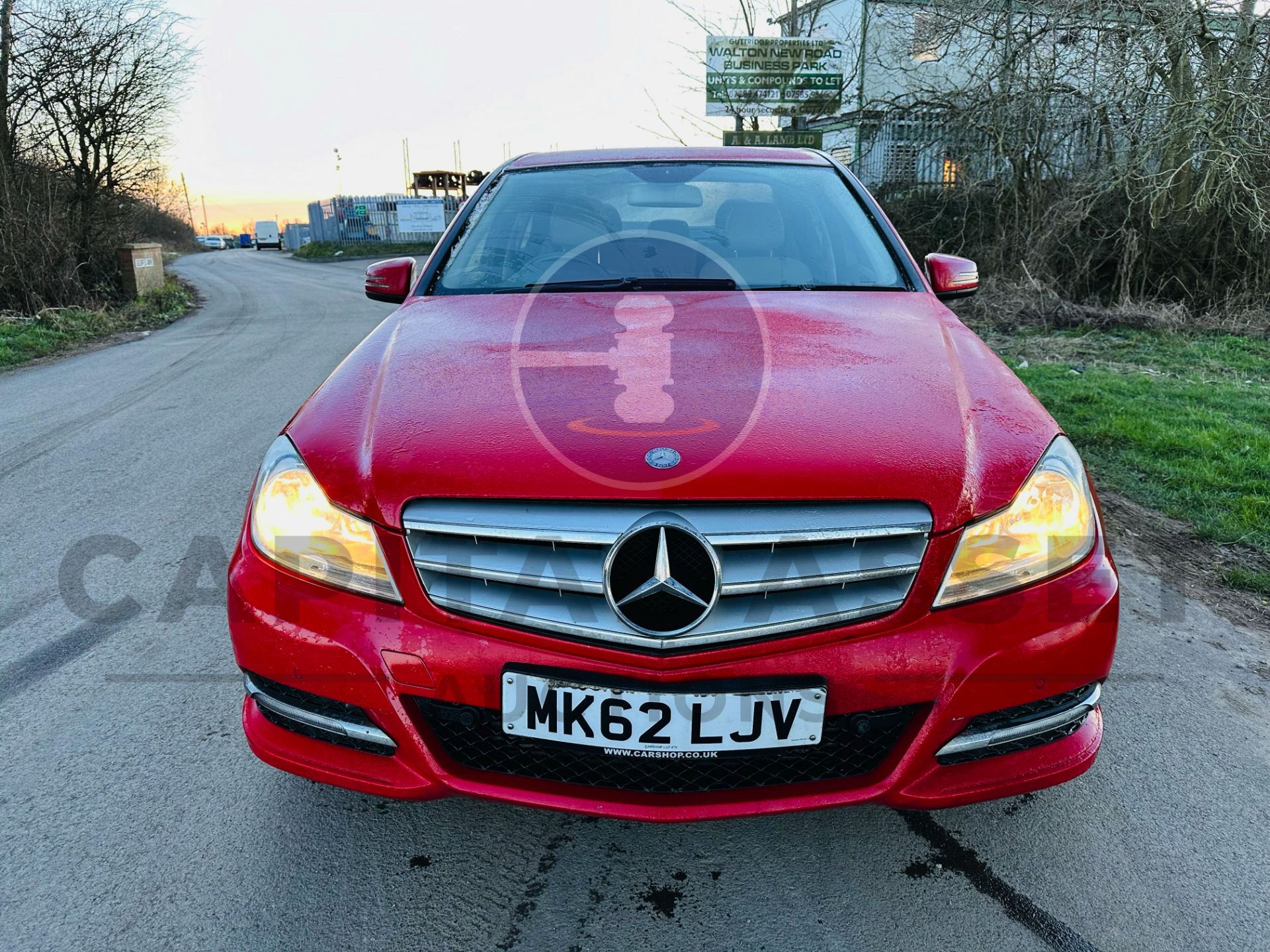 (ON SALE) MERCEDES-BENZ C220 2.1Cdi BLUE EFFICIENCY STOP/START FULL LEATHER INTERIOR NO VAT - Image 3 of 32