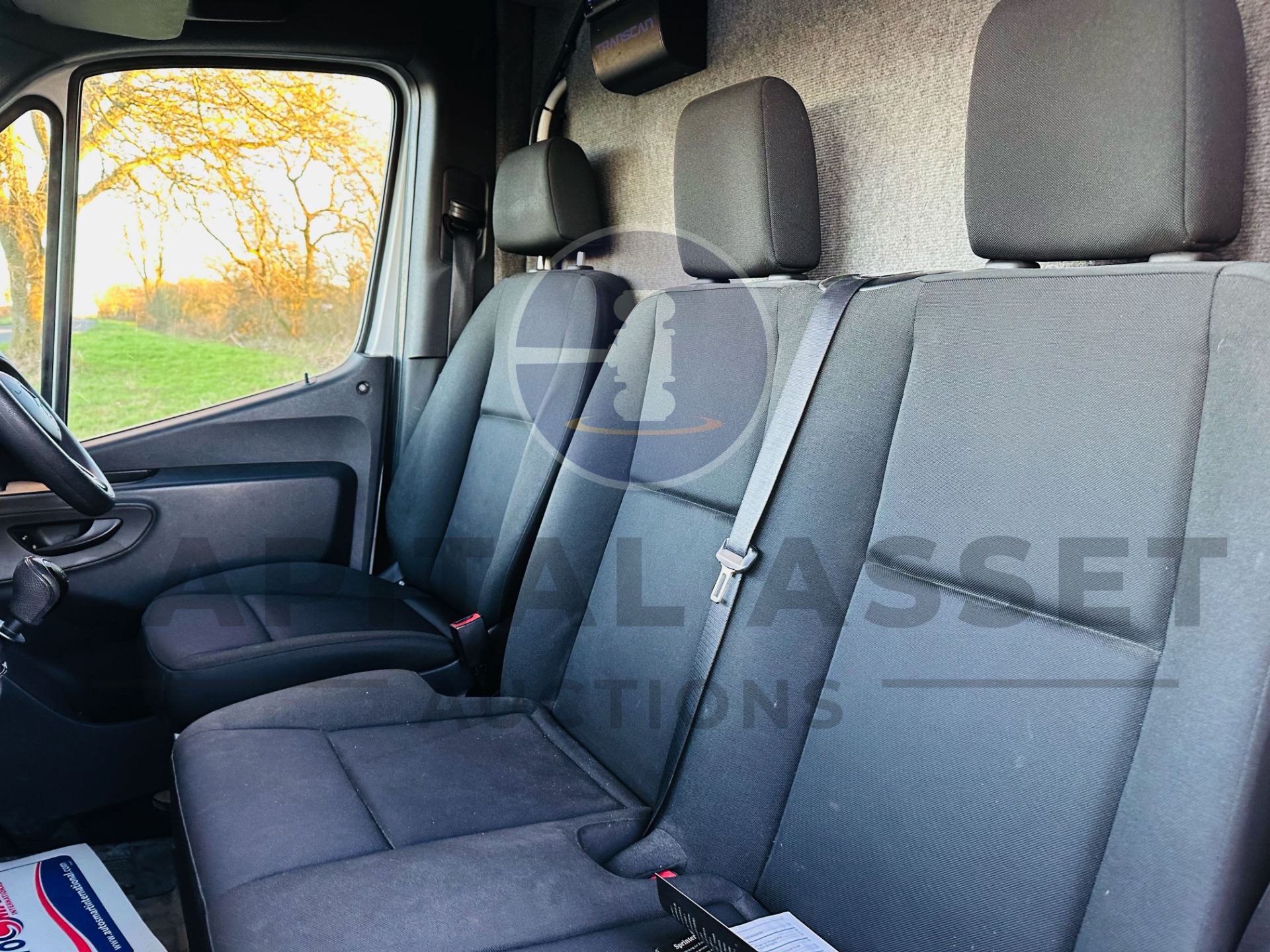 MERCEDES-BENZ SPRINTER 314 CDI *MWB - REFRIGERATED VAN* (2019 - FACELIFT MODEL) *OVERNIGHT STANDBY* - Image 17 of 33