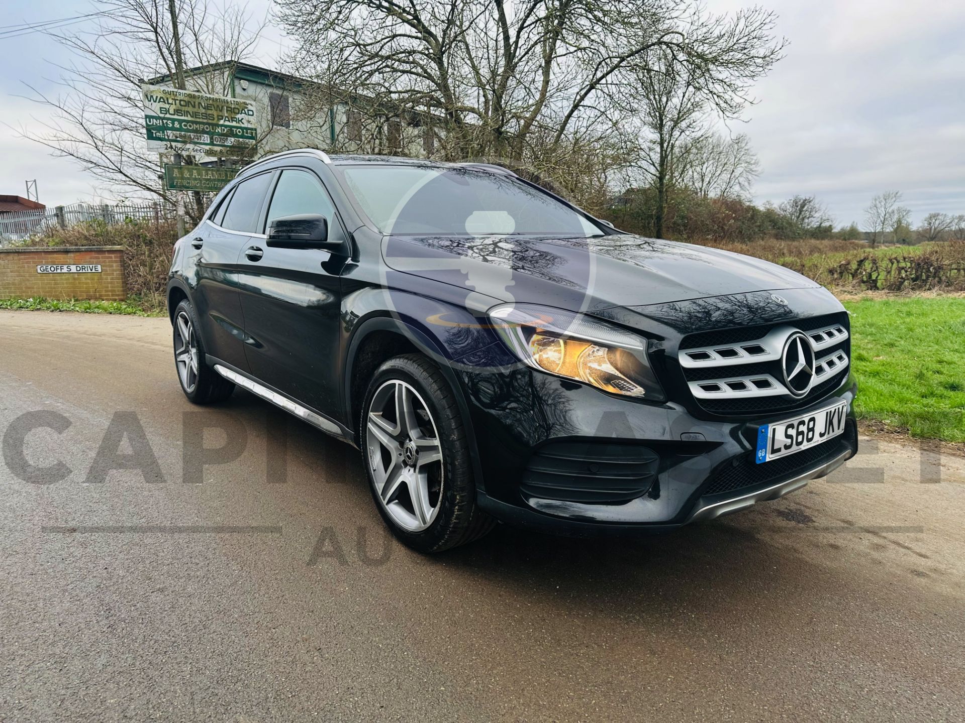 (On Sale) MERCEDES-BENZ GLA 200 *AMG LINE* 5 DOOR SUV (2019 - EURO 6) AUTO STOP/START (1 OWNER) - Image 2 of 40