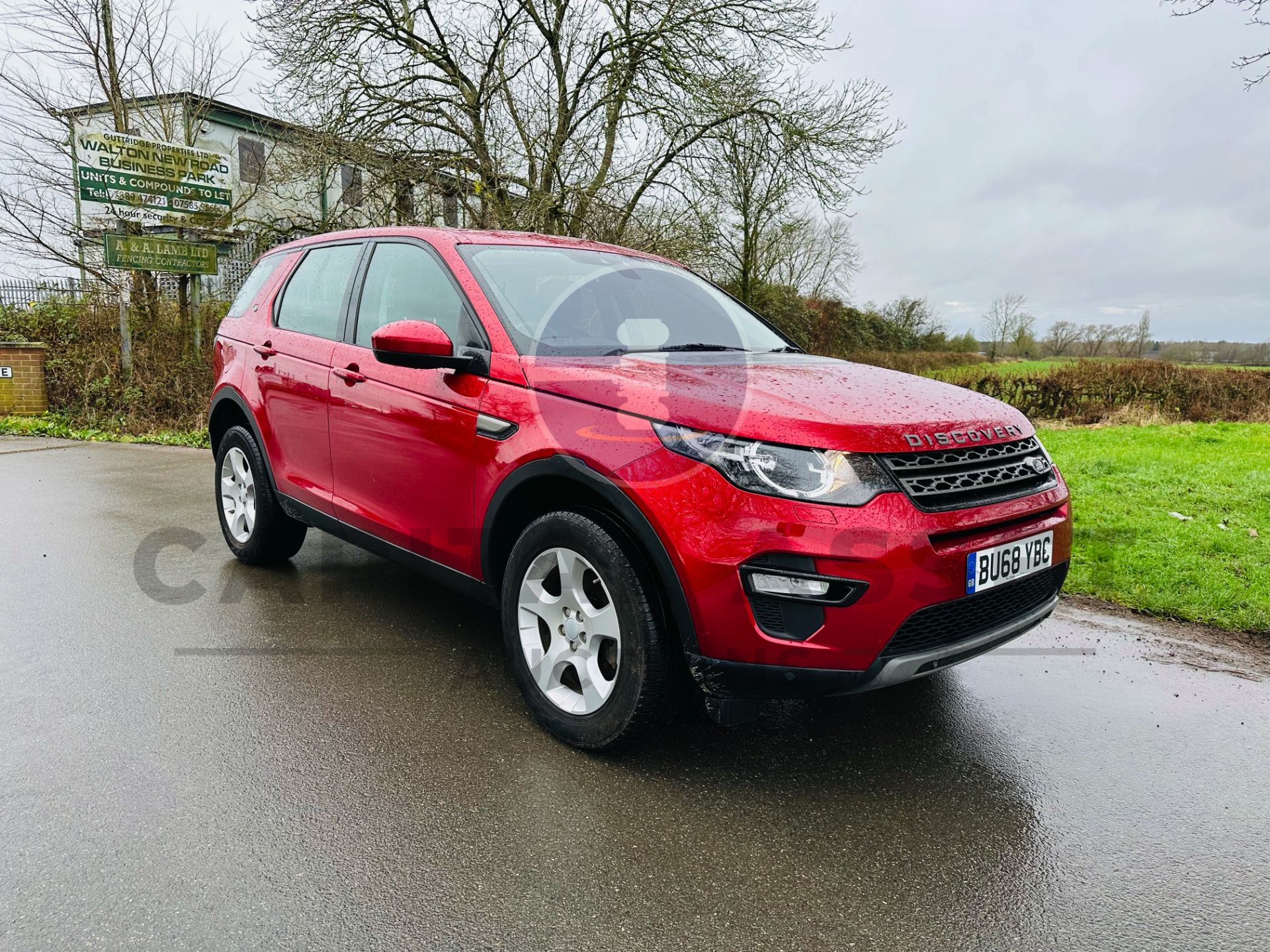 LAND ROVER DISCOVERY SPORT "SE TECH" AUTO-START/STOP 18 REG - LEATHER - SAT NAV - LOOK!! - Image 2 of 42