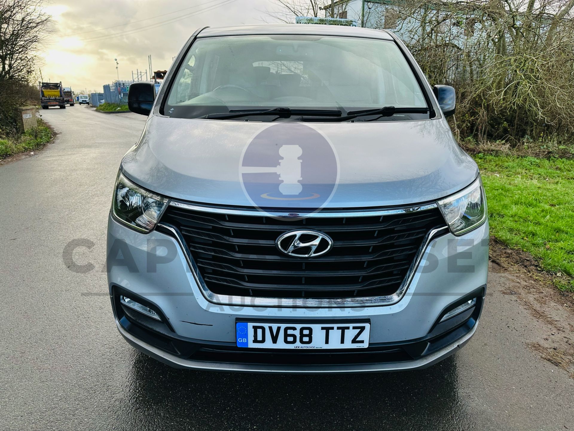 HYUNDAI I800 *9 SEATER MPV / BUS* (2019 - EURO 6) 2.5 CRDI - AUTOMATIC *SE EDITION* (1 OWNER) - Image 3 of 34