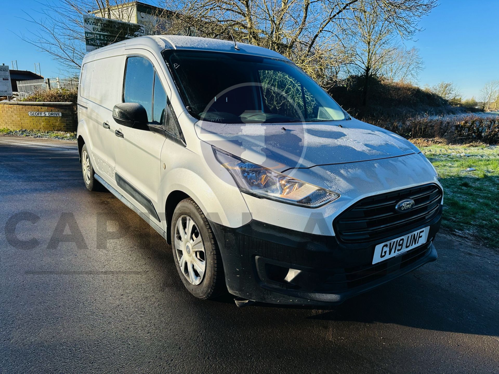 (ON SALE) FORD TRANSIT CONNECT 1.5 Tdci LWB 5 SEAT CREW VAN "EURO 6" - AIR CON - SILVER - 19 REG - Image 2 of 29