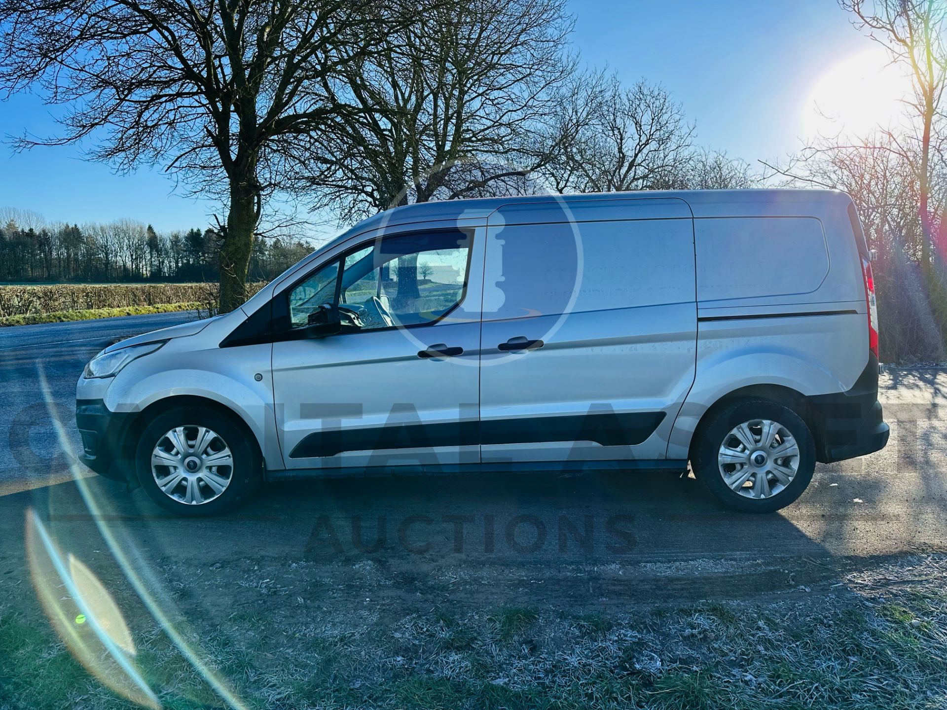 (ON SALE) FORD TRANSIT CONNECT 1.5 Tdci LWB 5 SEAT CREW VAN "EURO 6" - AIR CON - SILVER - 19 REG - Image 6 of 29