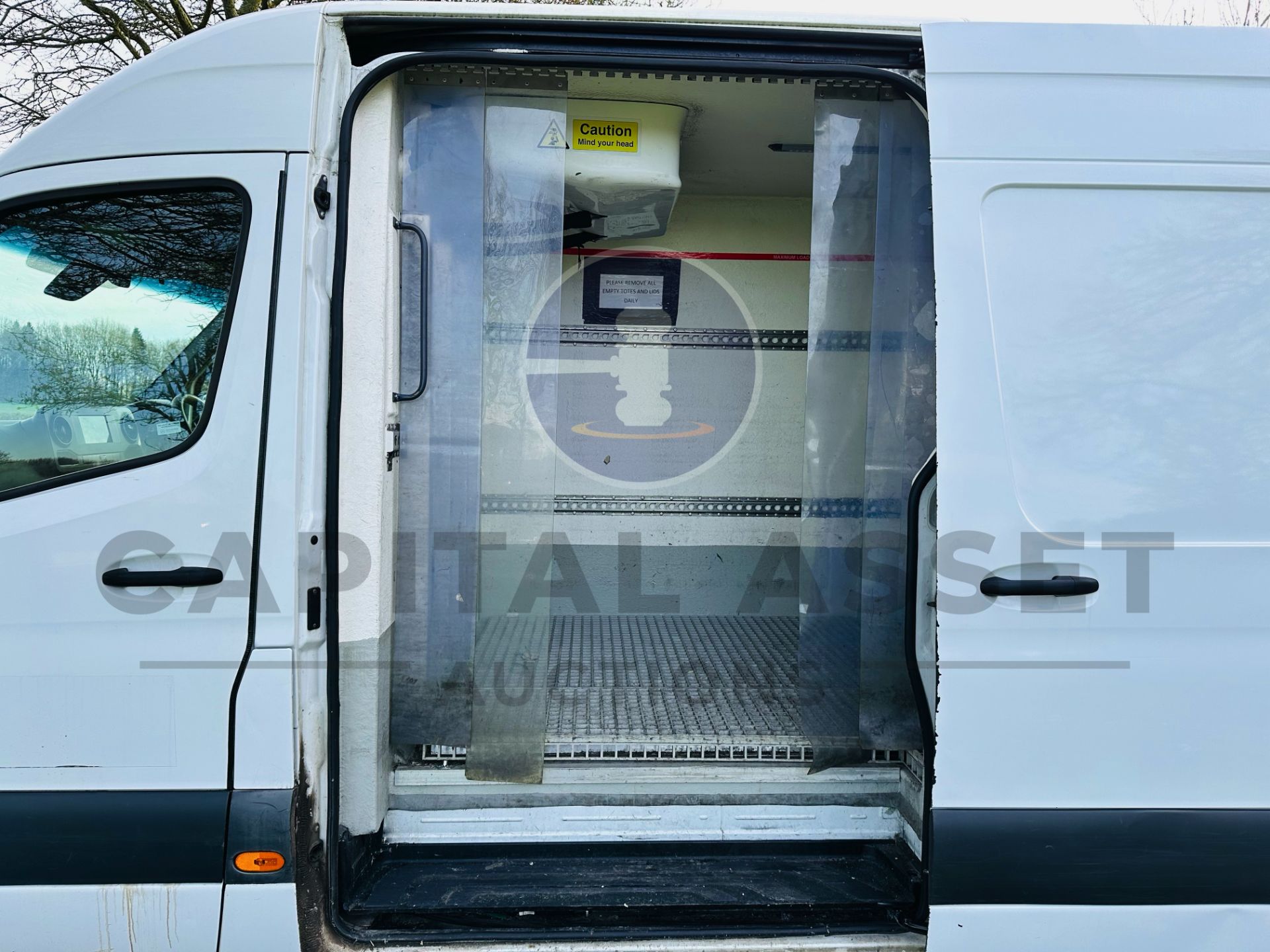 (ON SALE) MERCEDES-BENZ SPRINTER 314 CDI FRIDGE / FREEZER / CHILKLER VAN - 2020 REG - ULEZ COMPLIANT - Image 13 of 28