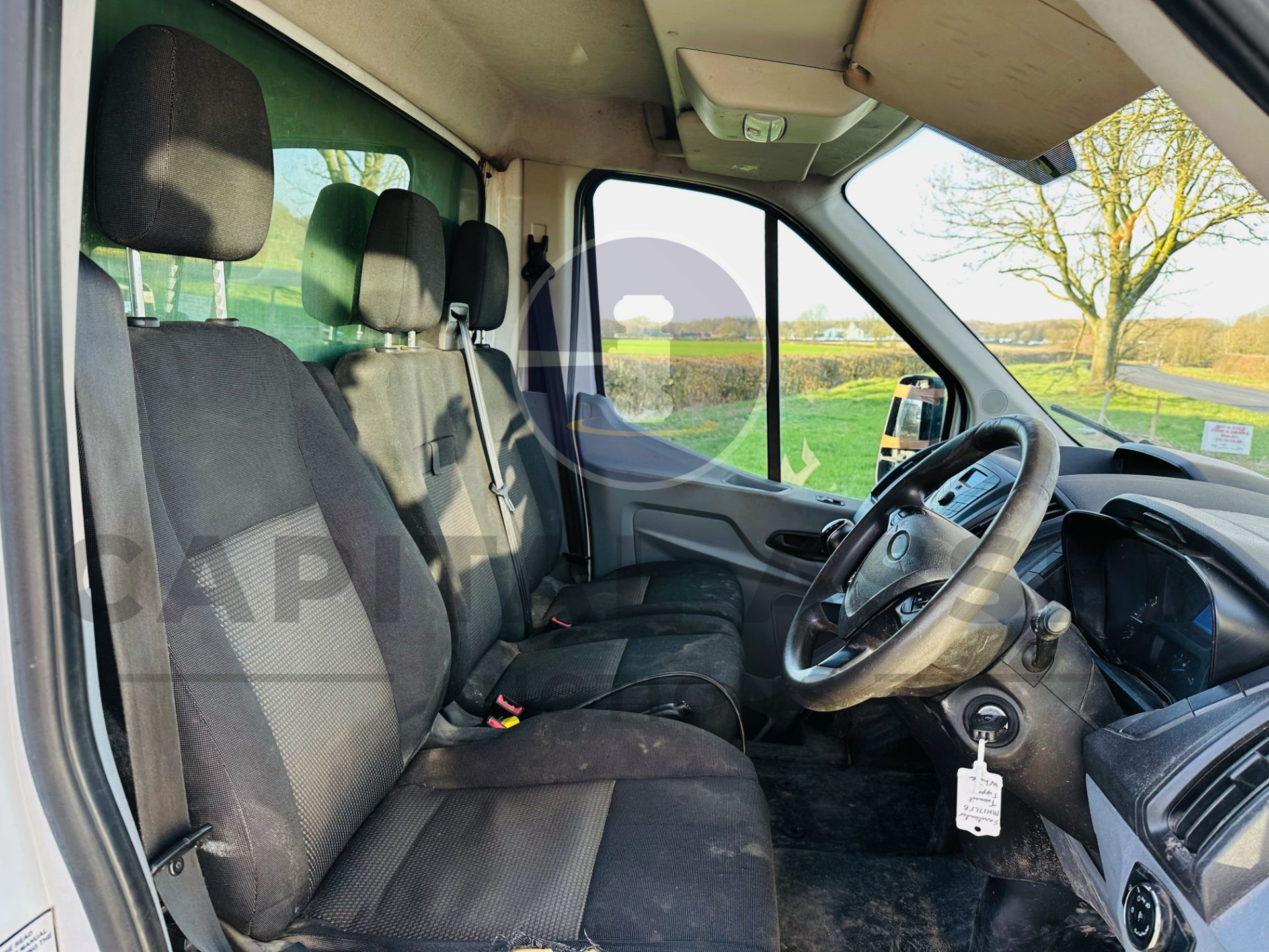 FORD TRANSIT 2.2 TDCI (350) ECOBLUE *TWIN REAR WHEELER / TIPPER TRUCK* - 17 REG - EURO 6 - LOW MILES - Image 15 of 24