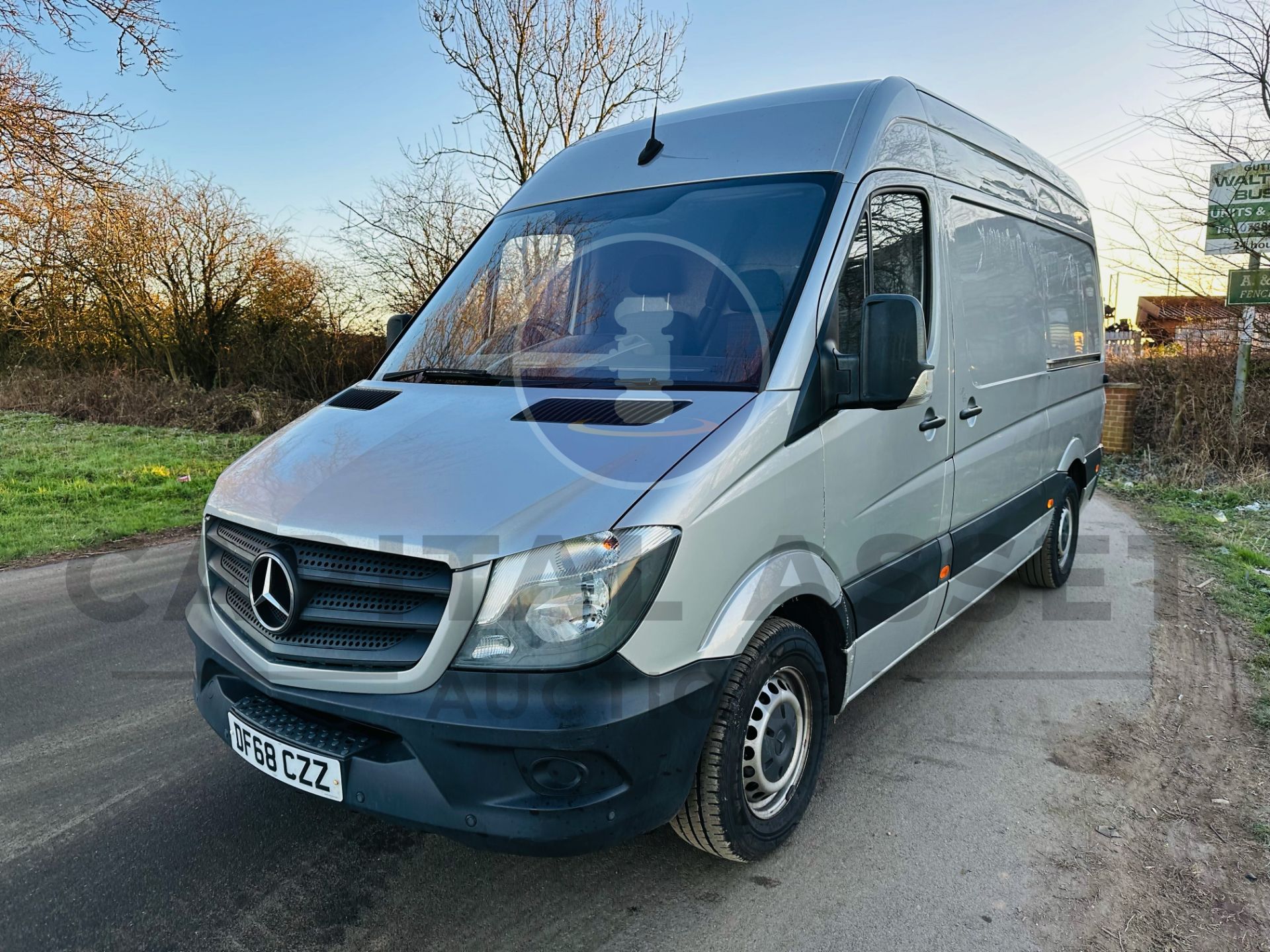 (ON SALE) MERCEDES-BENZ SPRINTER 314 CDI MWB VAN *BLUETEC EDITION* - 68 REG - EURO 6 - AIR CON - Image 4 of 26