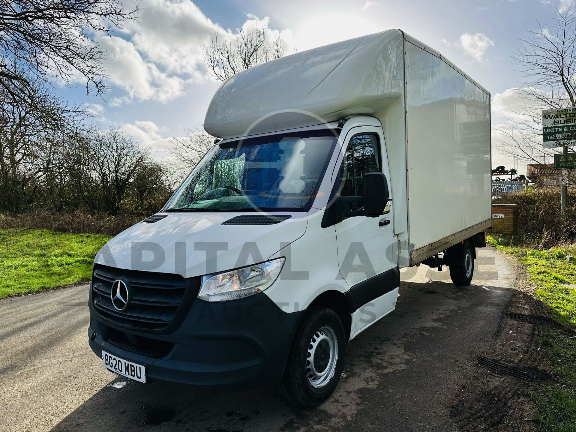 (ON SALE) MERCEDES-BENZ SPRINTER 314 CDI *LUTON / BOX VAN WITH TAIL-LIFT - 20 REG - EURO 6 - Image 4 of 22