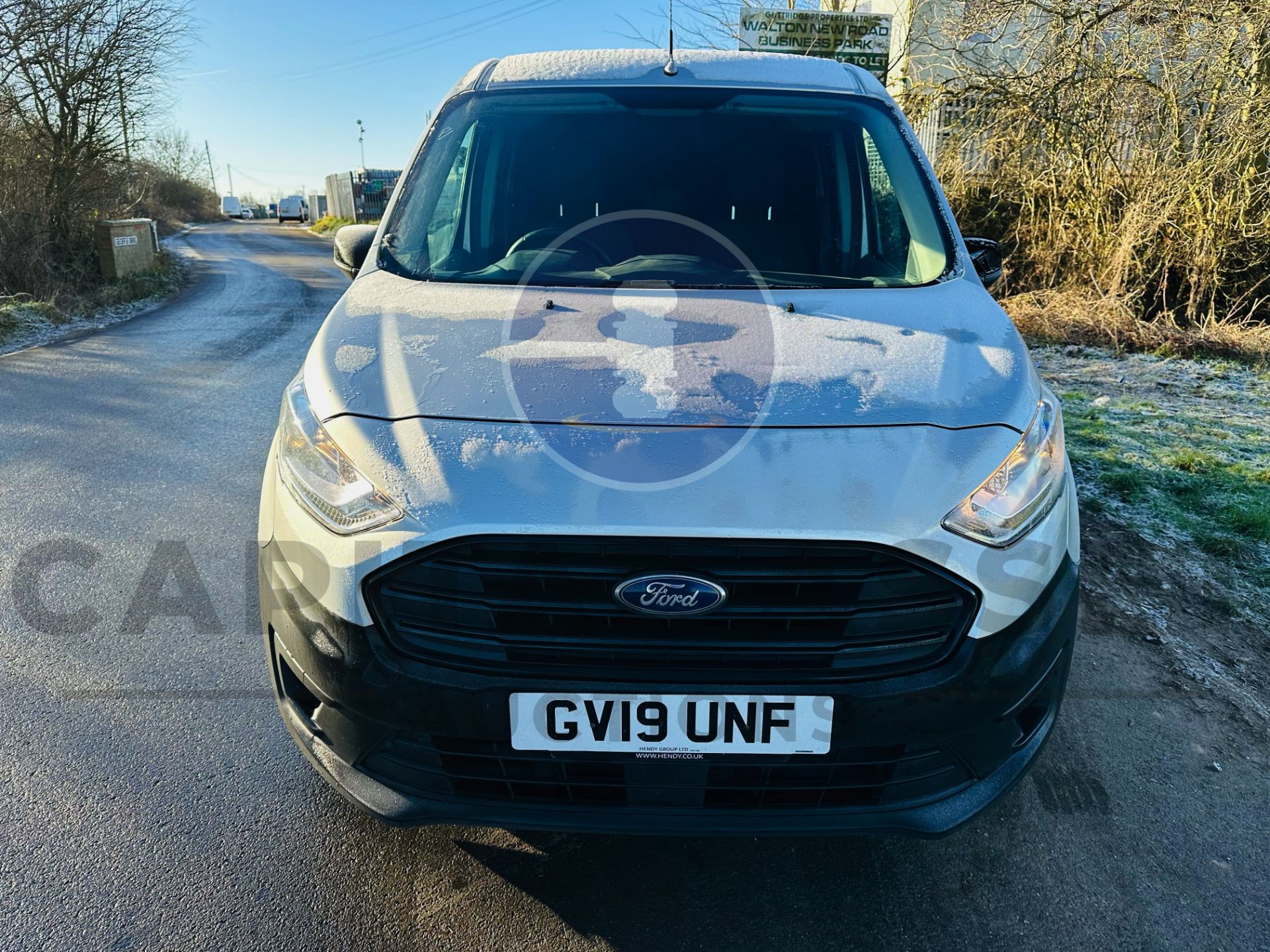 (ON SALE) FORD TRANSIT CONNECT 1.5 Tdci LWB 5 SEAT CREW VAN "EURO 6" - AIR CON - SILVER - 19 REG - Image 3 of 29