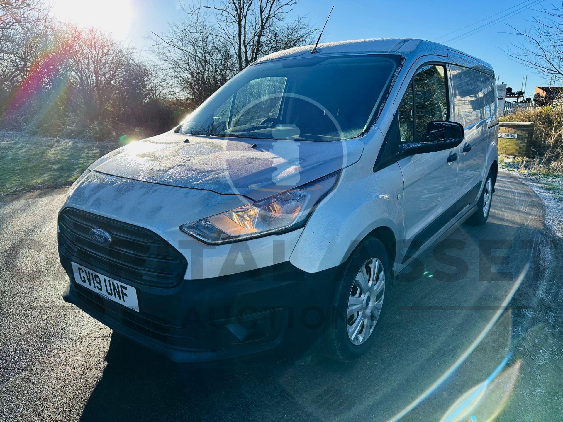 (ON SALE) FORD TRANSIT CONNECT 1.5 Tdci LWB 5 SEAT CREW VAN "EURO 6" - AIR CON - SILVER - 19 REG - Image 4 of 29