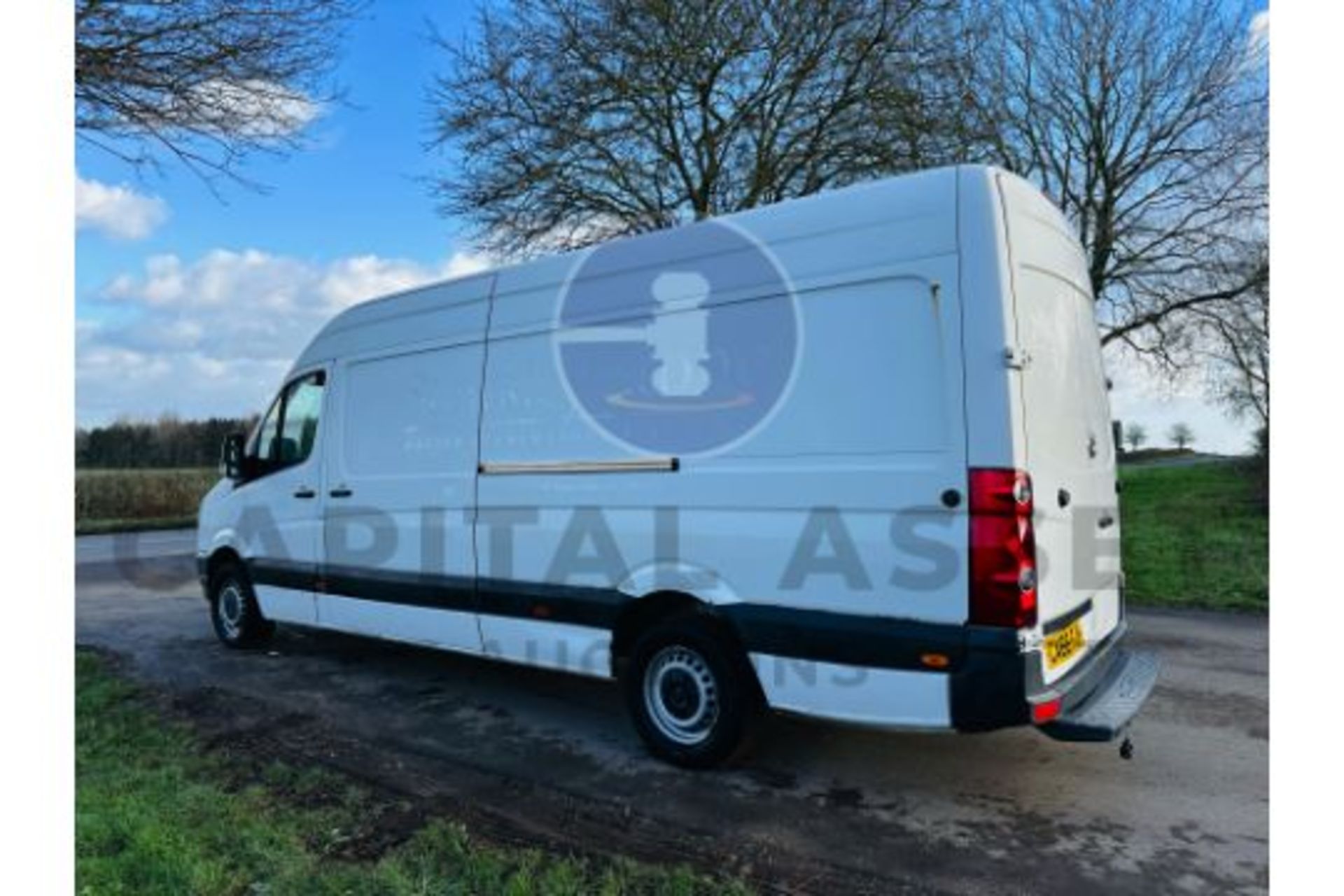 (ON SALE) VOLKSWAGEN CRAFTER 2.0TDI (140) LONG WHEEL BASE - 2017 REG - EURO 6 - AIR CON - LOOK!! - Image 6 of 31