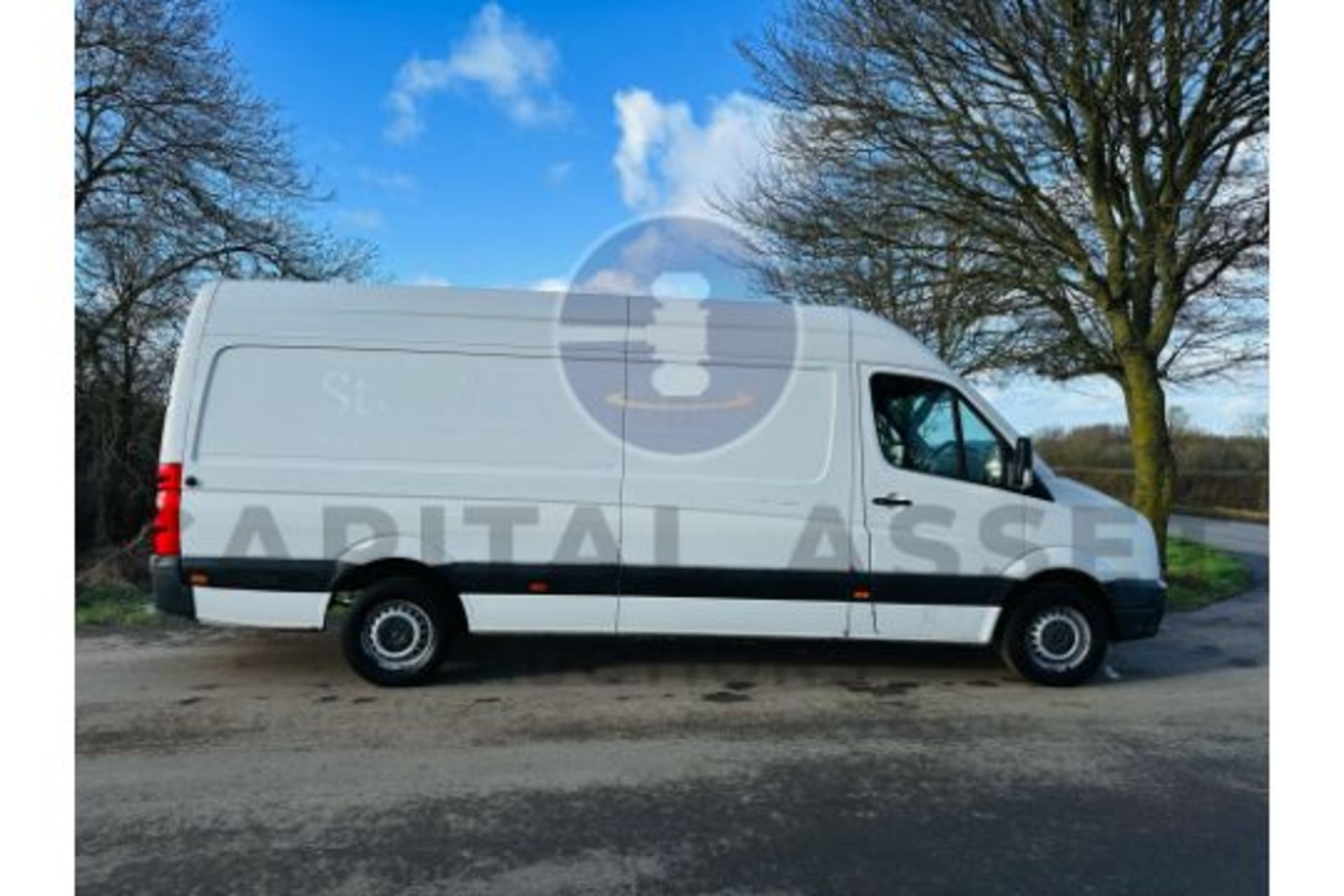 (ON SALE) VOLKSWAGEN CRAFTER 2.0TDI (140) LONG WHEEL BASE - 2017 REG - EURO 6 - AIR CON - LOOK!! - Image 9 of 31