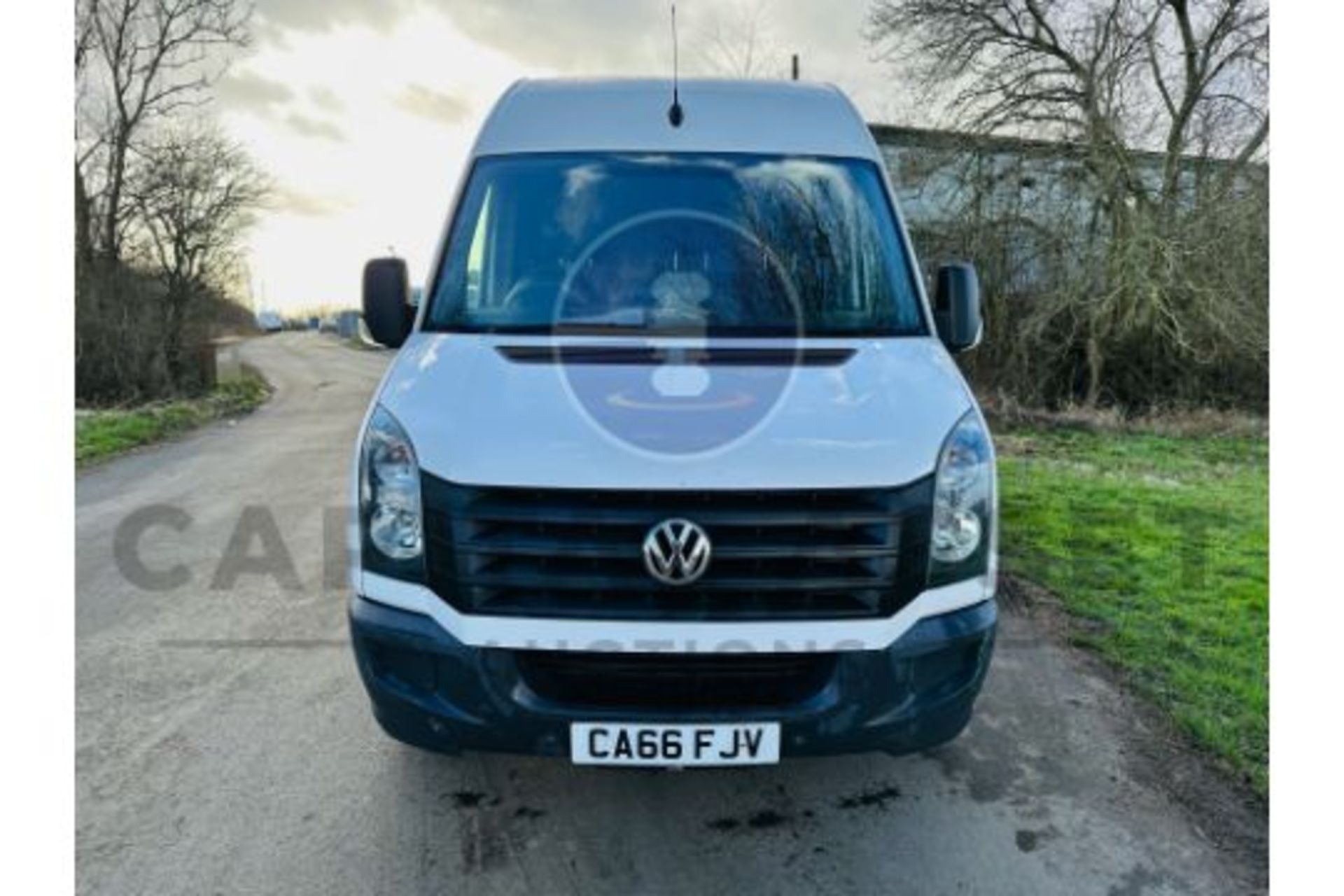 (ON SALE) VOLKSWAGEN CRAFTER 2.0TDI (140) LONG WHEEL BASE - 2017 REG - EURO 6 - AIR CON - LOOK!! - Image 2 of 31