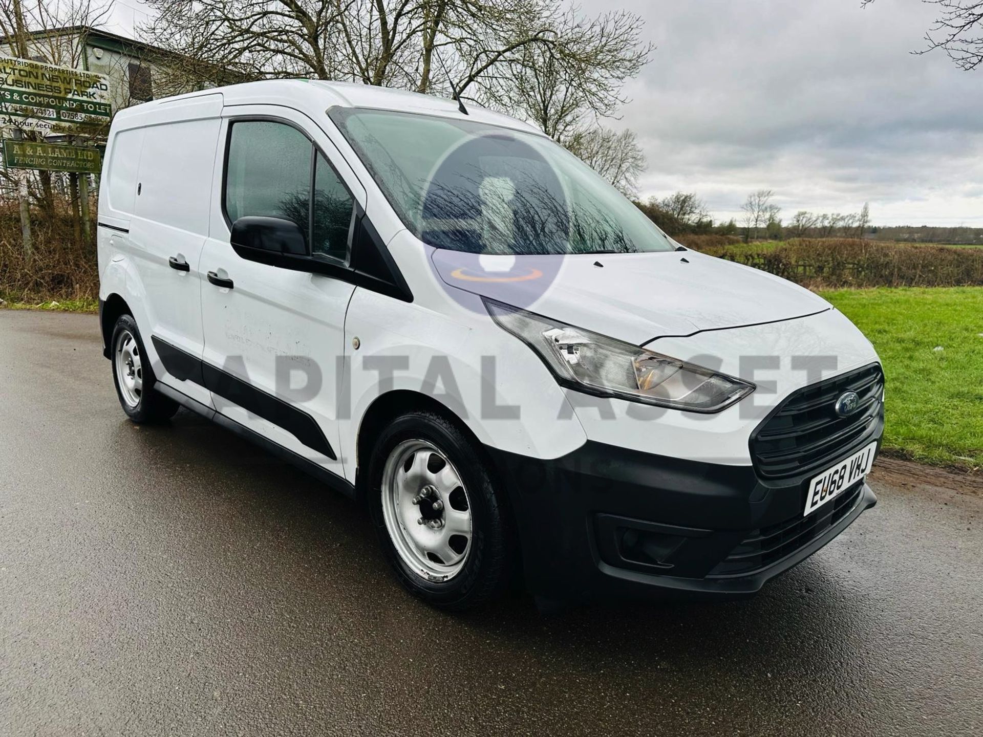 (ON SALE )FORD TRANSIT CONNECT 1.5TDCI (100) 5 SEATER DUALINER / CREW VAN (2019 MODEL) 1 OWNER - Image 2 of 29