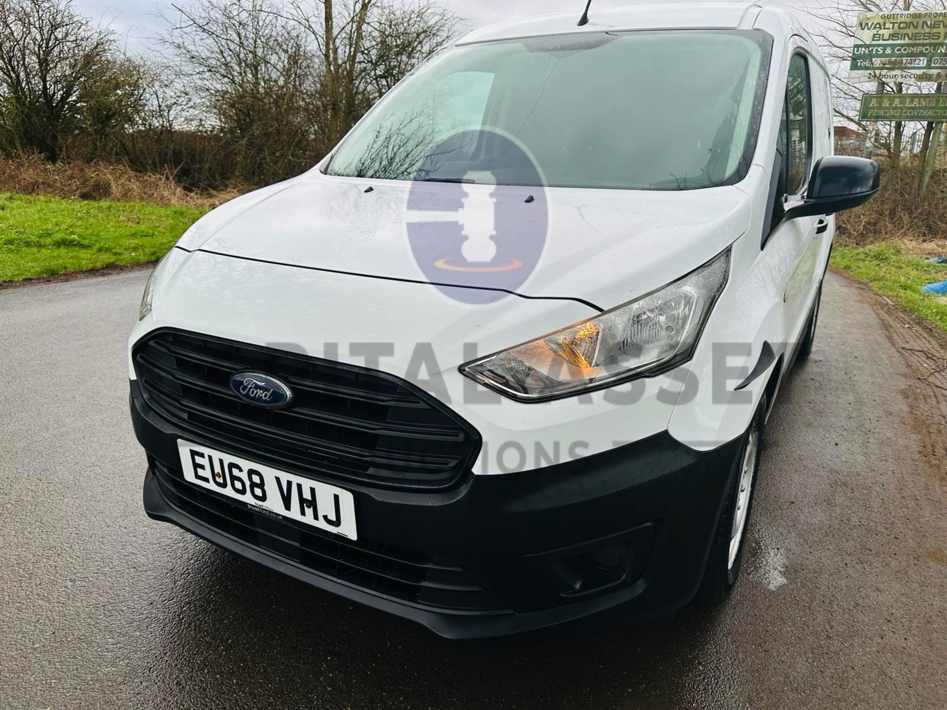 (ON SALE )FORD TRANSIT CONNECT 1.5TDCI (100) 5 SEATER DUALINER / CREW VAN (2019 MODEL) 1 OWNER - Image 5 of 29