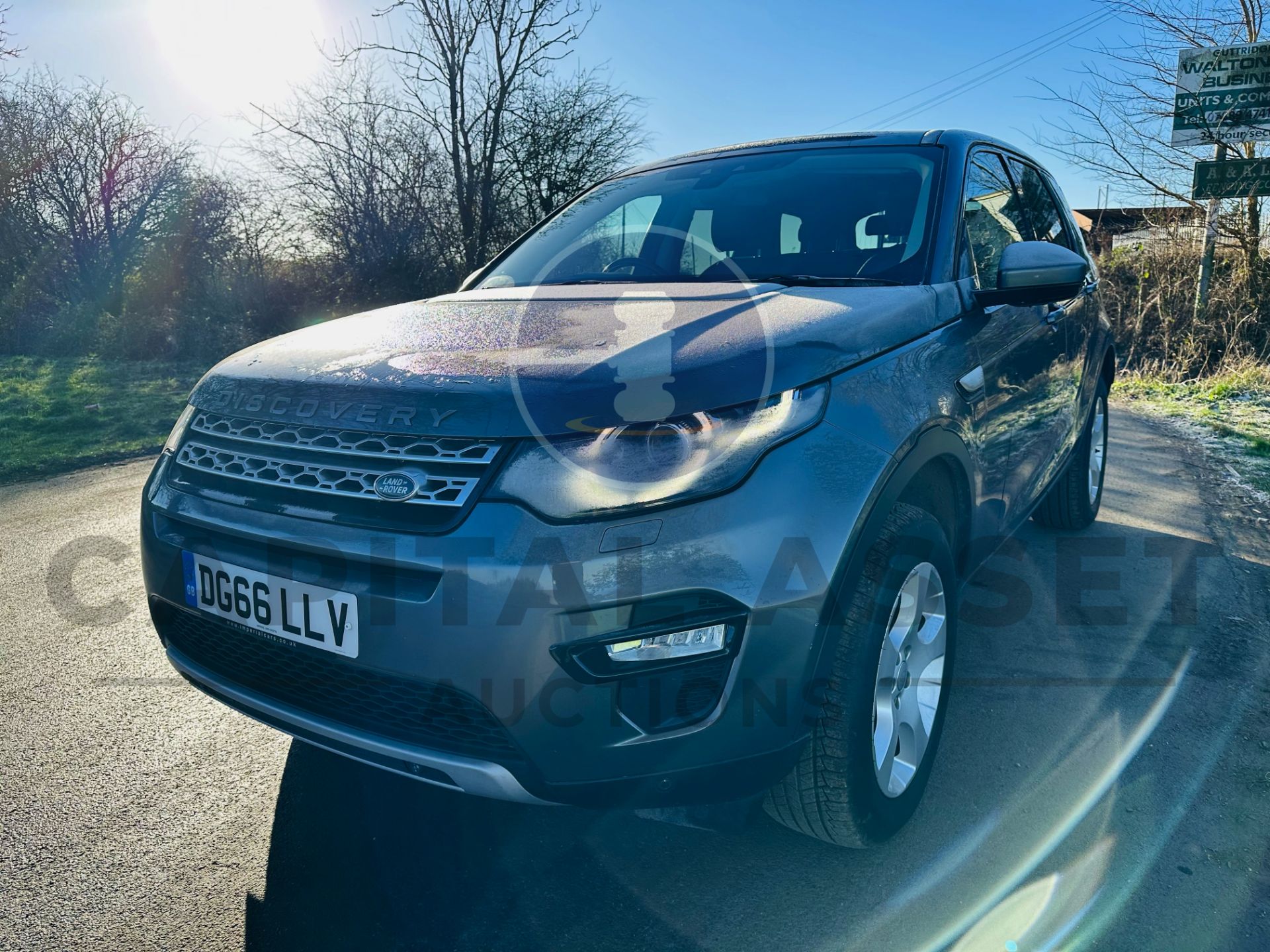 LAND ROVER DISCOVERY SPORT *HSE EDITION* 7 SEATER SUV (2017 - EURO 6) 2.0 TD4 - AUTO STOP/START - Image 4 of 32