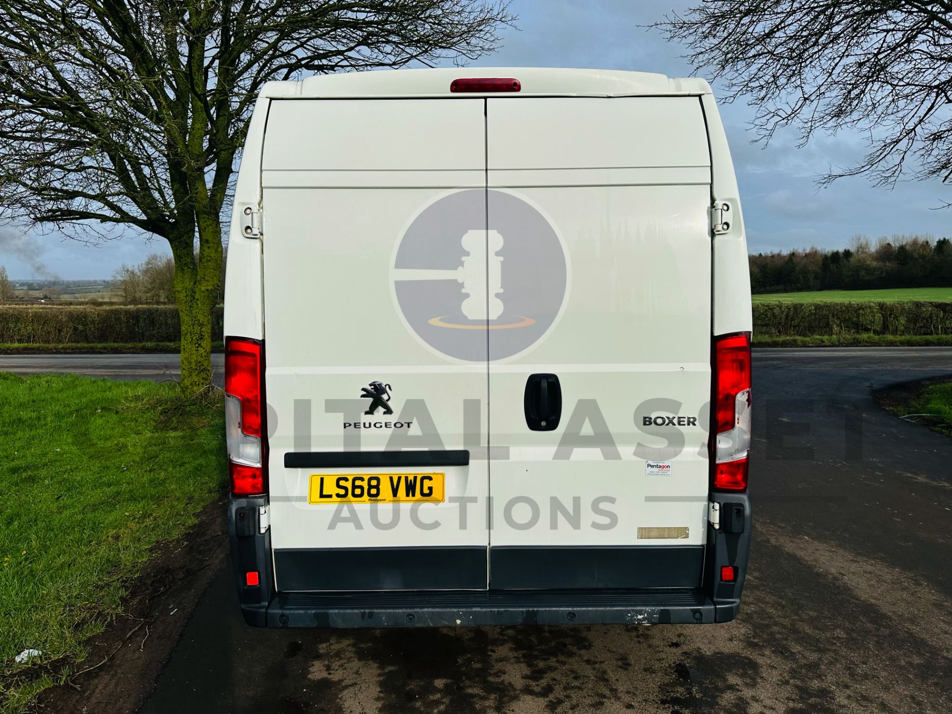 PEUGEOT BOXER *PROFESSIONAL* LWB HI-ROOF (2019 - EURO 6) 2.2 BLUE HDI - 6 SPEED *A/C* (1 OWNER) - Image 7 of 28