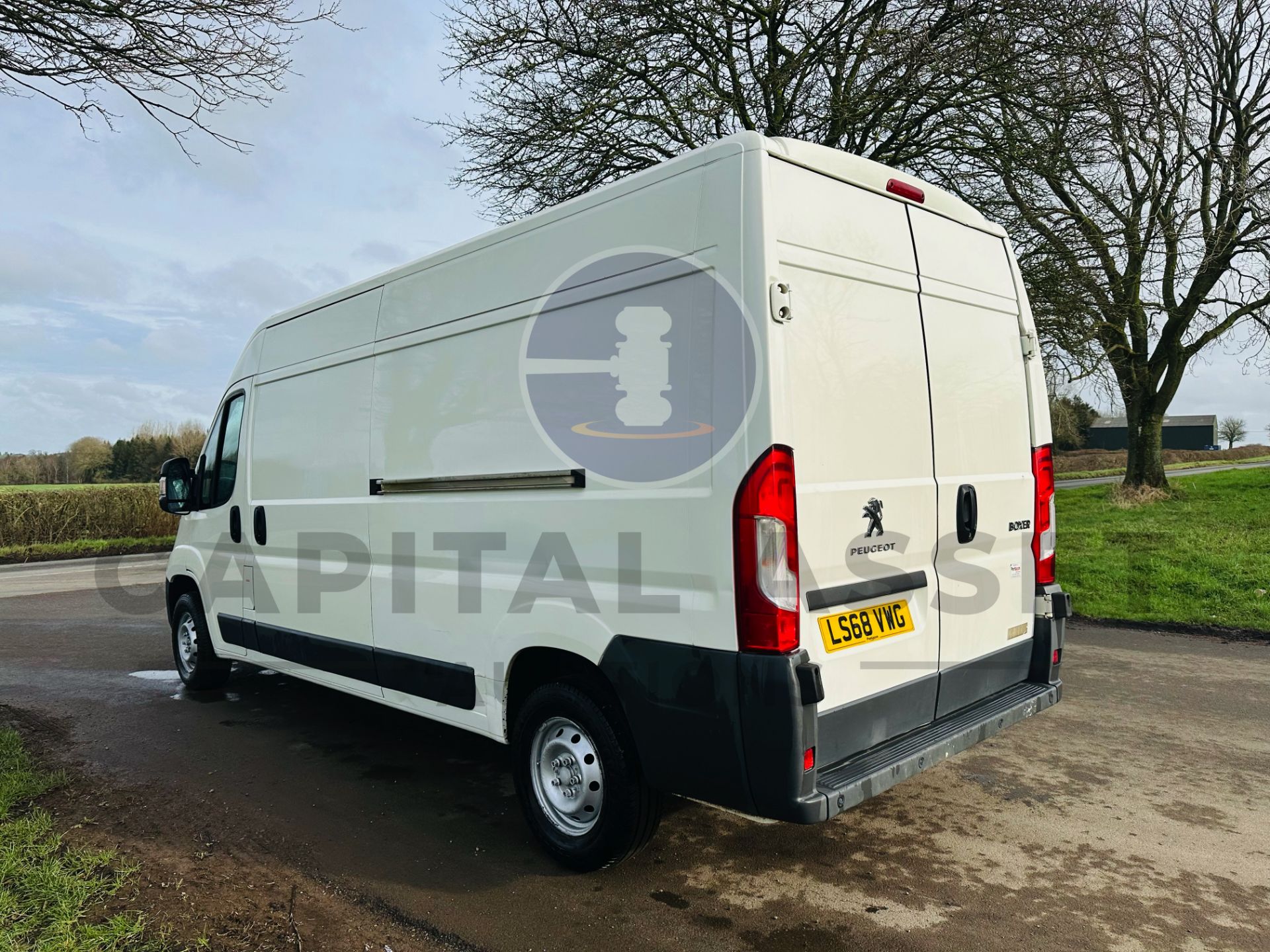 PEUGEOT BOXER *PROFESSIONAL* LWB HI-ROOF (2019 - EURO 6) 2.2 BLUE HDI - 6 SPEED *A/C* (1 OWNER) - Image 6 of 28