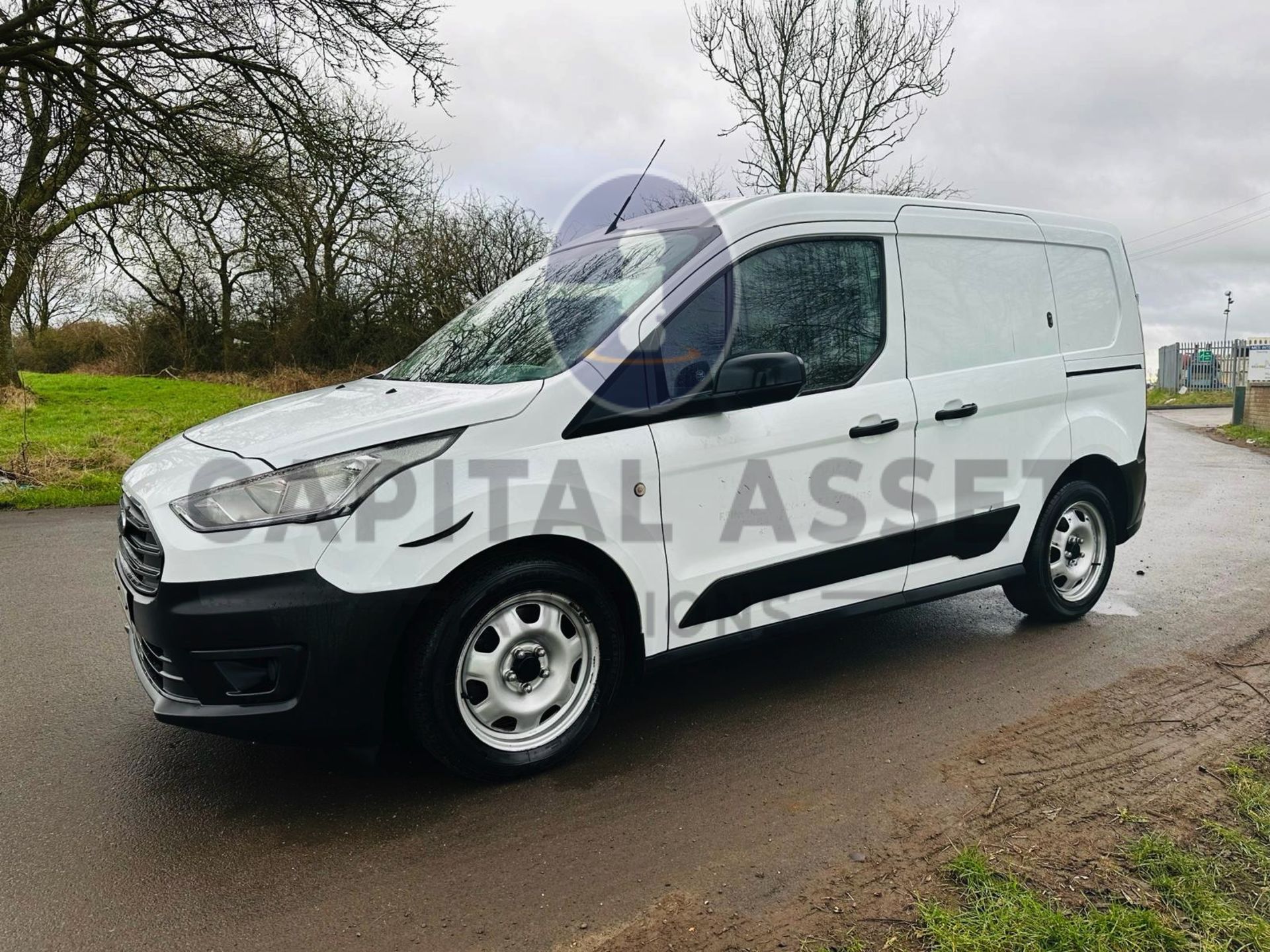 (ON SALE )FORD TRANSIT CONNECT 1.5TDCI (100) 5 SEATER DUALINER / CREW VAN (2019 MODEL) 1 OWNER - Image 7 of 29