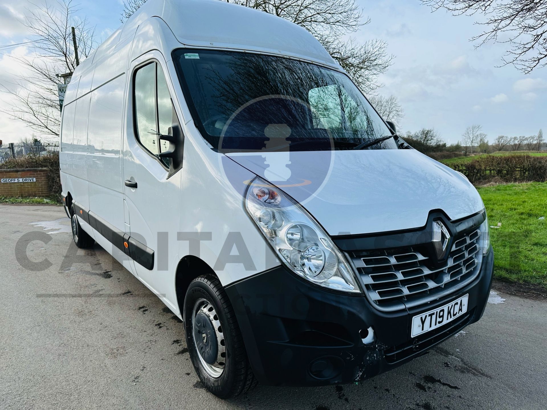 RENAULT MASTER *BUSINESS ENERGY* LWB EXTRA HI-ROOF (2019 - EURO 6) 2.3 DCI - 145 BHP - 6 SPEED - Image 2 of 26