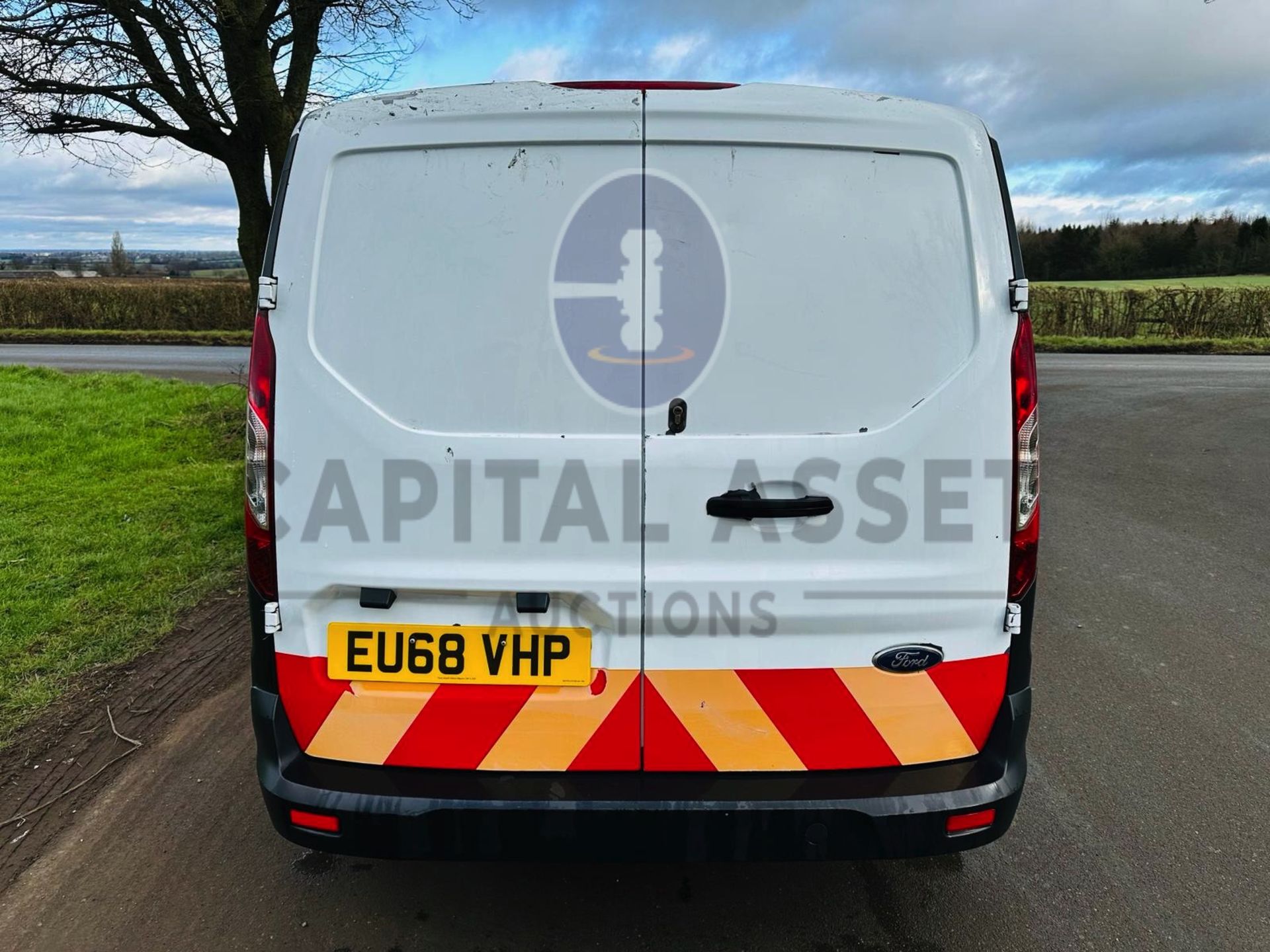 (ON SALE)FORD TRANSIT CONNECT 1.5TDI (100) 5 SEATER DUALINER / CREW VAN - EURO 6 - 2019 MODEL - - Image 8 of 25