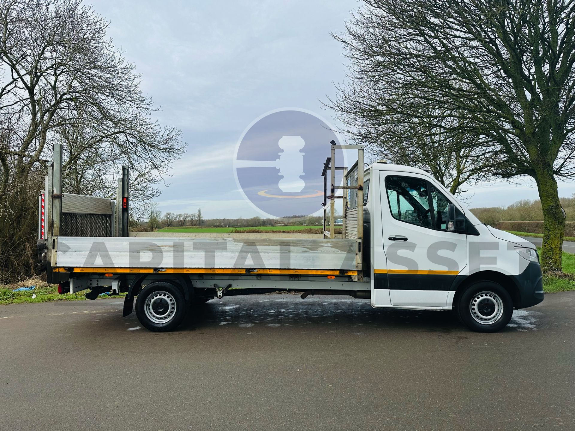 (ON SALE) MERCEDES SPRINTER 314CDI "LWB" DROPSIDE WITH ELECTRIC TAIL-LIFT - 19 REG - 1 OWNER - FSH - Image 10 of 28