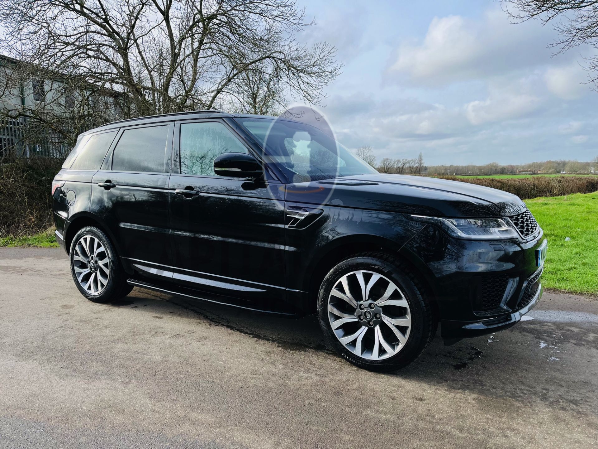 RANGE ROVER "HSE BLACK EDITION" DIESEL - "AUTO" (18 REG-NEW MODEL) ONLY 66K MILES FLRSH - NO VAT!! - Image 2 of 49