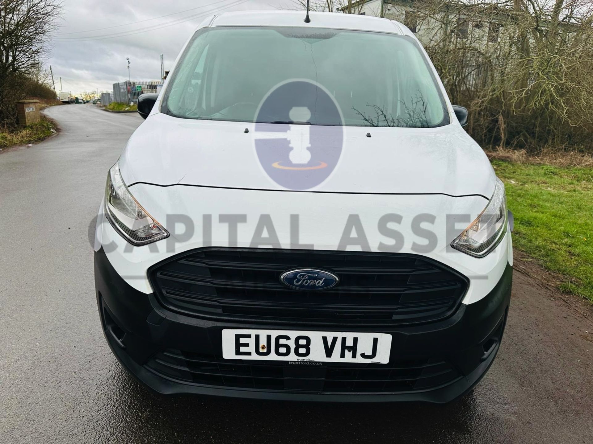 (ON SALE )FORD TRANSIT CONNECT 1.5TDCI (100) 5 SEATER DUALINER / CREW VAN (2019 MODEL) 1 OWNER - Image 4 of 29