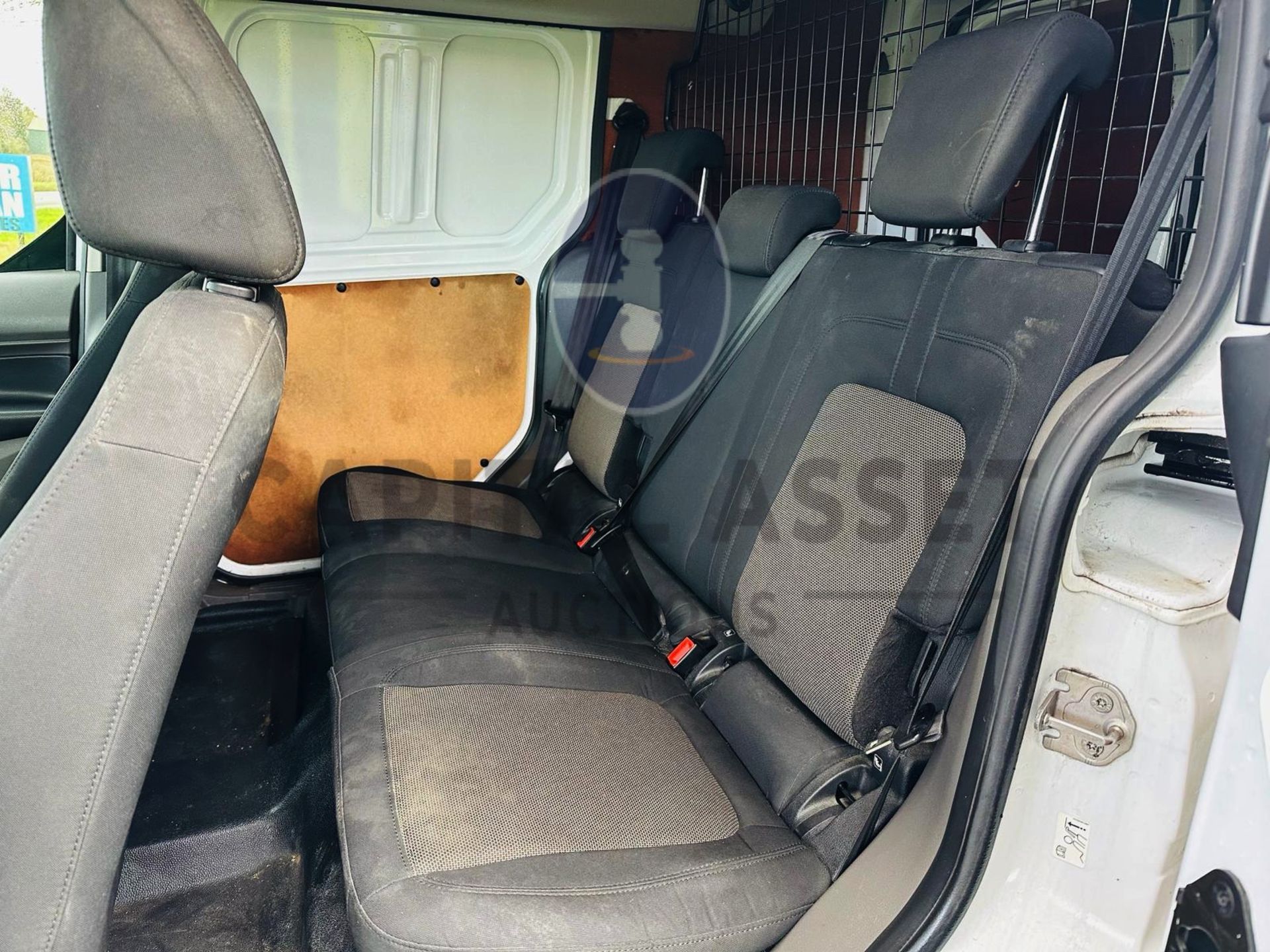 (ON SALE)FORD TRANSIT CONNECT 1.5TDI (100) 5 SEATER DUALINER / CREW VAN - EURO 6 - 2019 MODEL - - Image 25 of 25