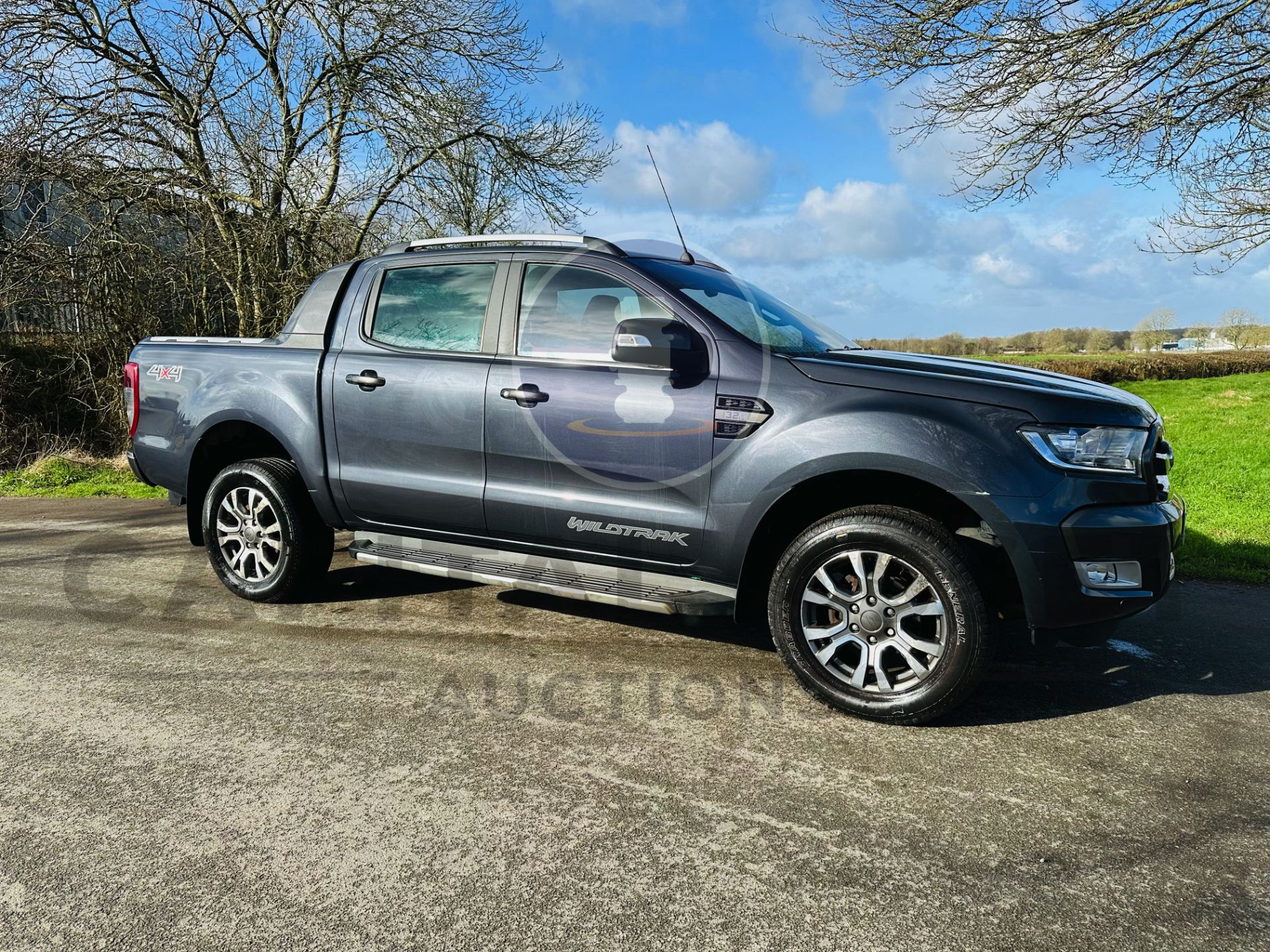 FORD RANGER *WILDTRAK EDITION* DOUBLE CAB PICK-UP (2018 - EURO 6) 3.2 TDCI - AUTOMATIC (1 OWNER)