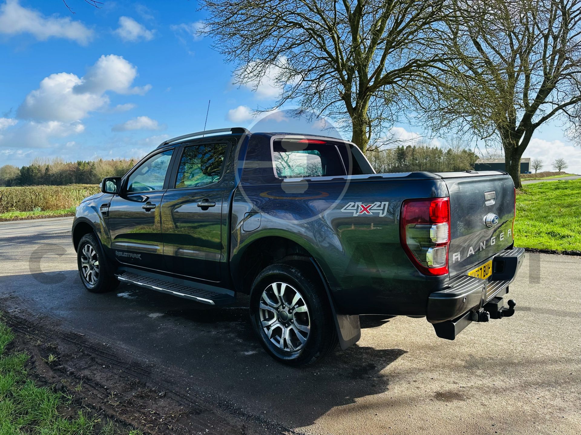 FORD RANGER *WILDTRAK EDITION* DOUBLE CAB PICK-UP (2018 - EURO 6) 3.2 TDCI - AUTOMATIC (1 OWNER) - Image 7 of 37