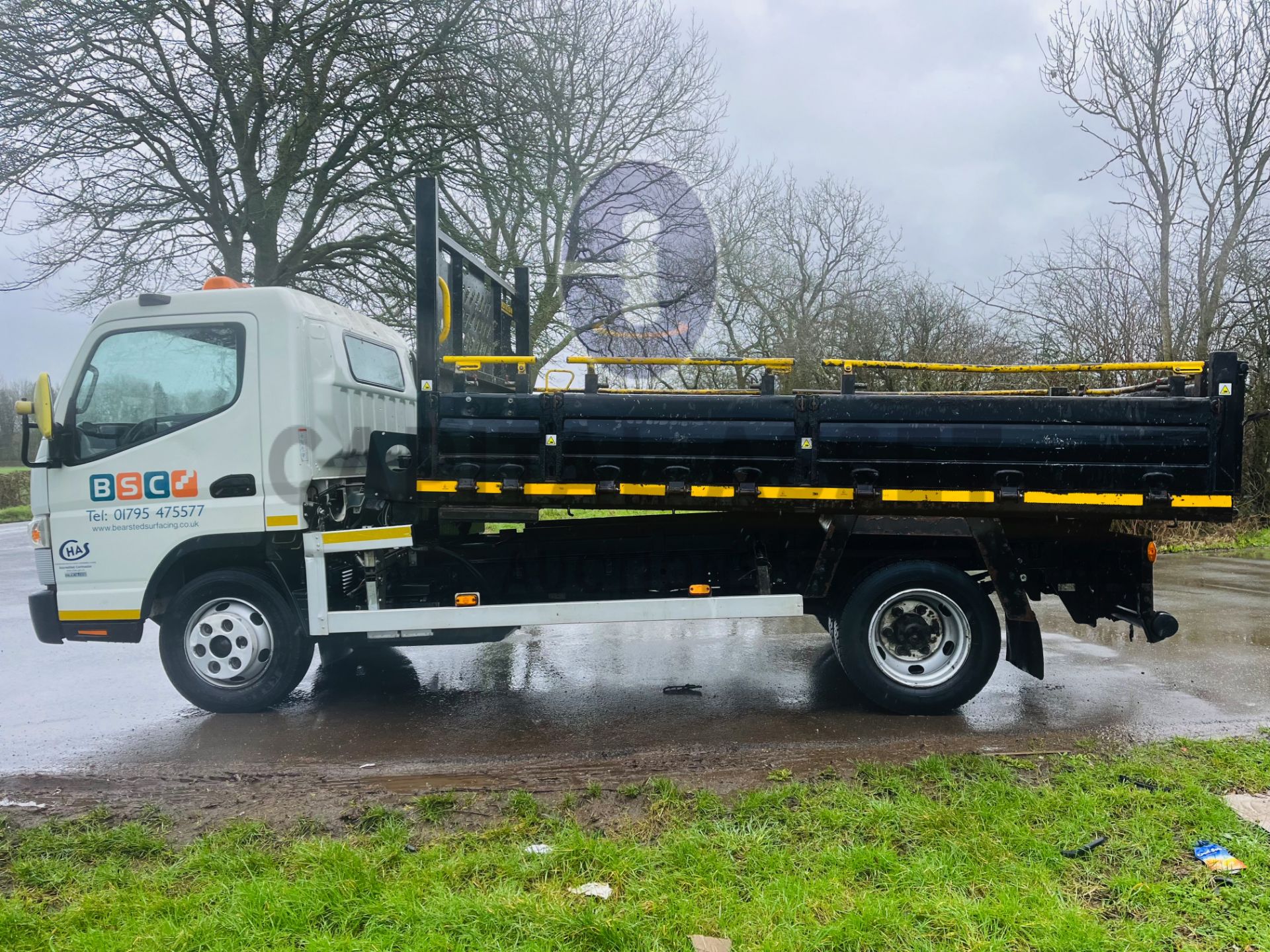 MITSUBISHI FUSO CANTER 7C15 34 TRW (2019 MODEL) TIPPER - 1 OWNER - ONLY 62000 MILES - EURO 6 - Image 8 of 19