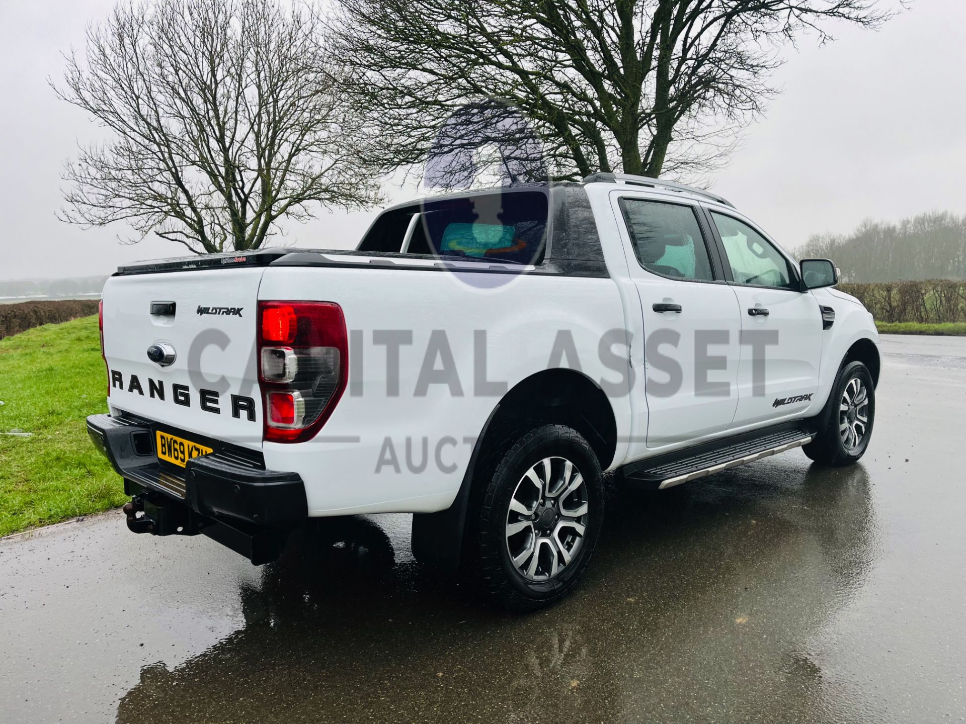 FORD RANGER WILDTRAK 2.0 BI-TURBO "AUTO" (2020) 1 OWNER FSH -SAT NAV - LEATHER- EURO 6 -FULLY LOADED - Image 9 of 32