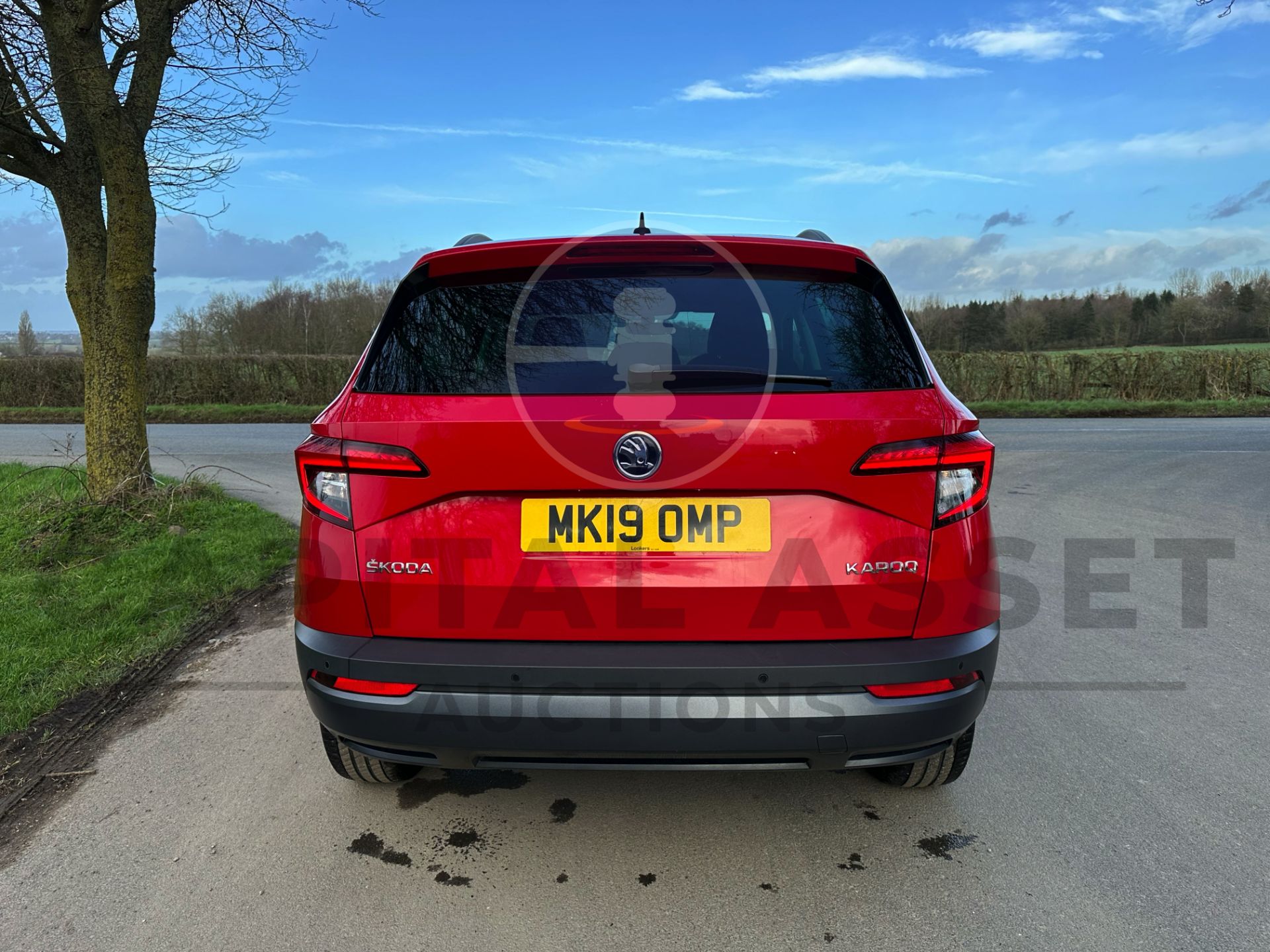 (ON SALE) SKODA KAROQ 1.6TDI "SE" TECHNOLOGY "DSG AUTO" 19 REG - 1 OWNER - SAT NAV - AIR CON - LOOK! - Image 11 of 45