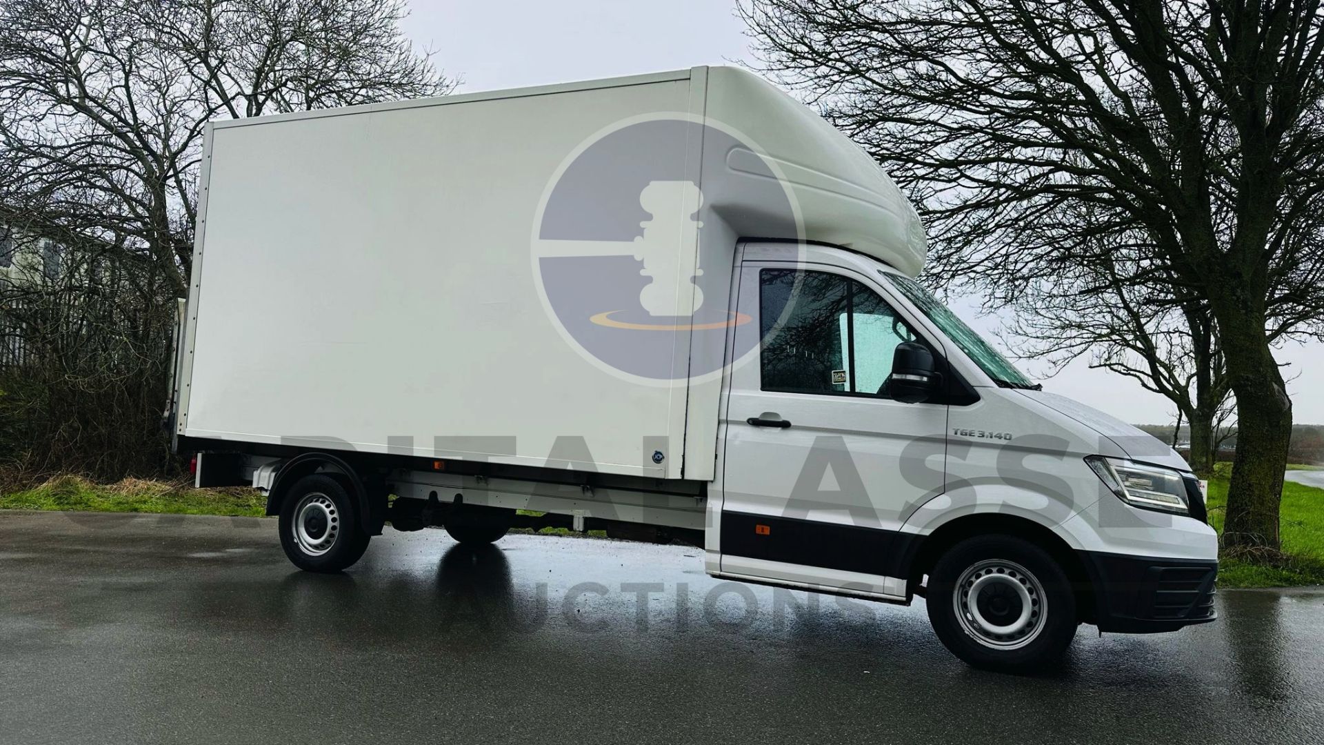 (On Sale) MAN TGE 3.140 *LWB - LUTON / BOX VAN* (69 REG - EURO 6) 140 BHP - 6 SPEED (1 OWNER) - Image 15 of 39