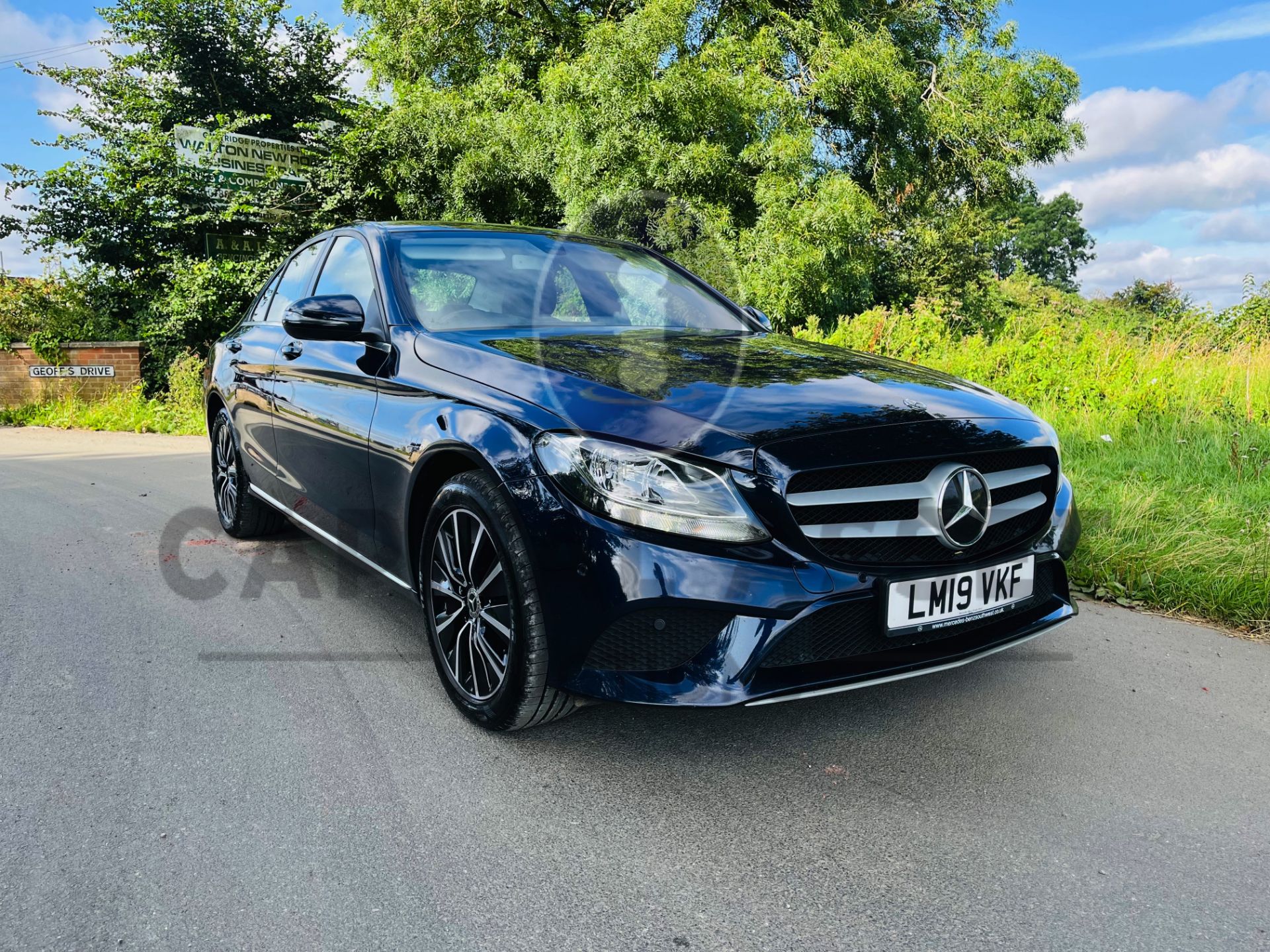 MERCEDES C220d SPECIAL EQUIPMENT (19 REG) 1 OWNER - SAV - REAR CAMERA - LEATHER - - Image 3 of 34