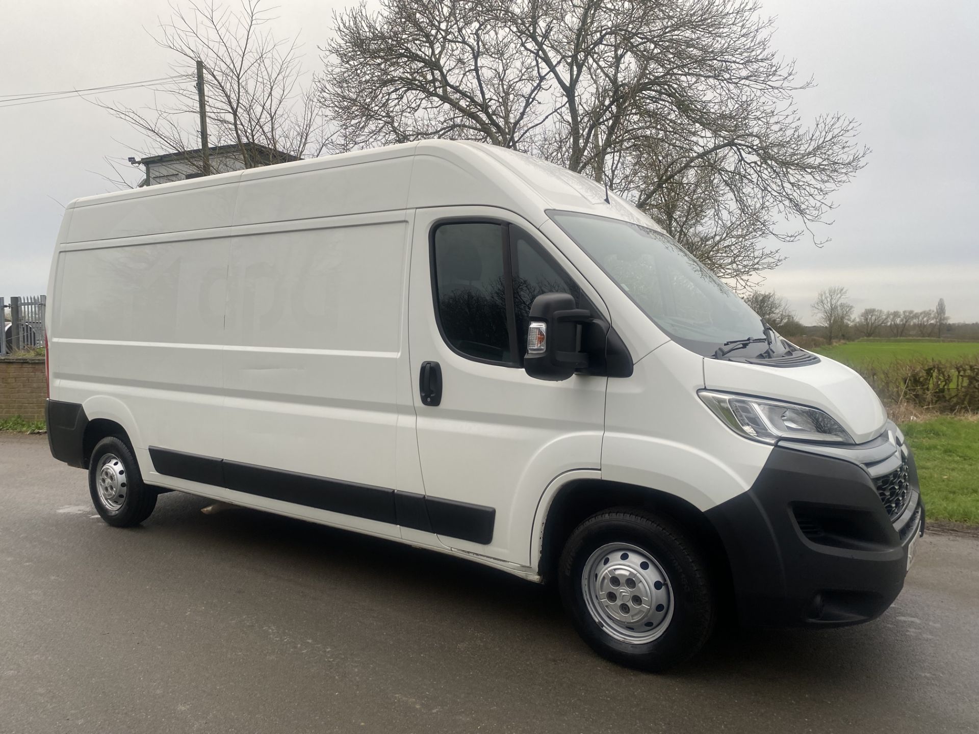 CITROEN RELAY 2.2 BLUE HDI (140) LONG WHEEL BASE HIGH ROOF - 2020 MODEL - ONLY 88K MILES - SAT NAV