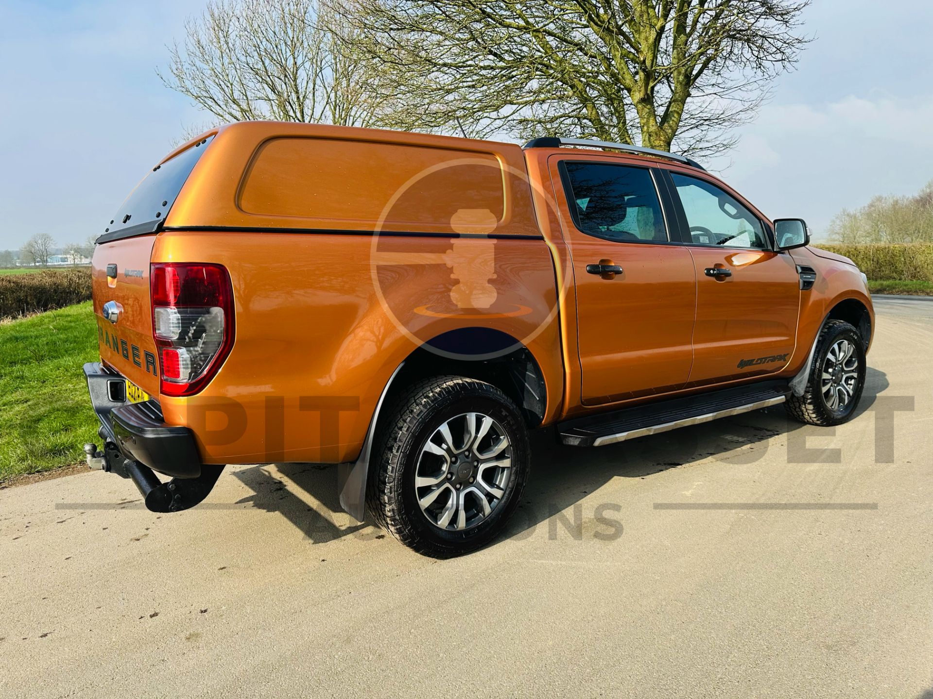 FORD RANGER WILDTRAK "AUTO" 2.0 BI-TURBO - 21 REG - 1 OWNER - FSH - LEATHER - SAT NAV - FULLY LOADED - Image 11 of 44