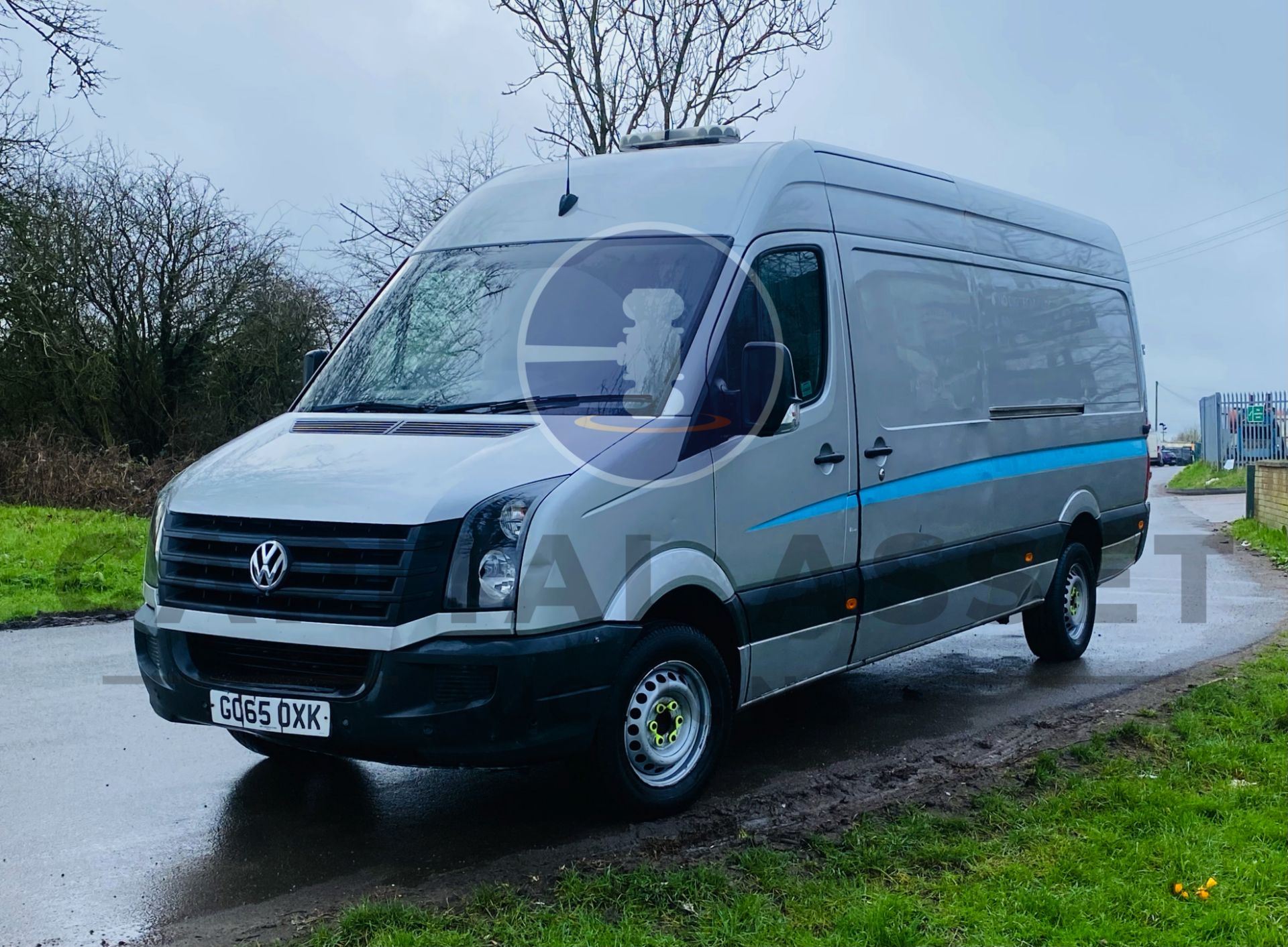 (ON SALE / RESERVE MET) VOLKSWAGON CRAFTER 2.0 TDI LONG WHEEL BASE AIR CONDITIONING-LONG WHEEL BASE - Image 4 of 16