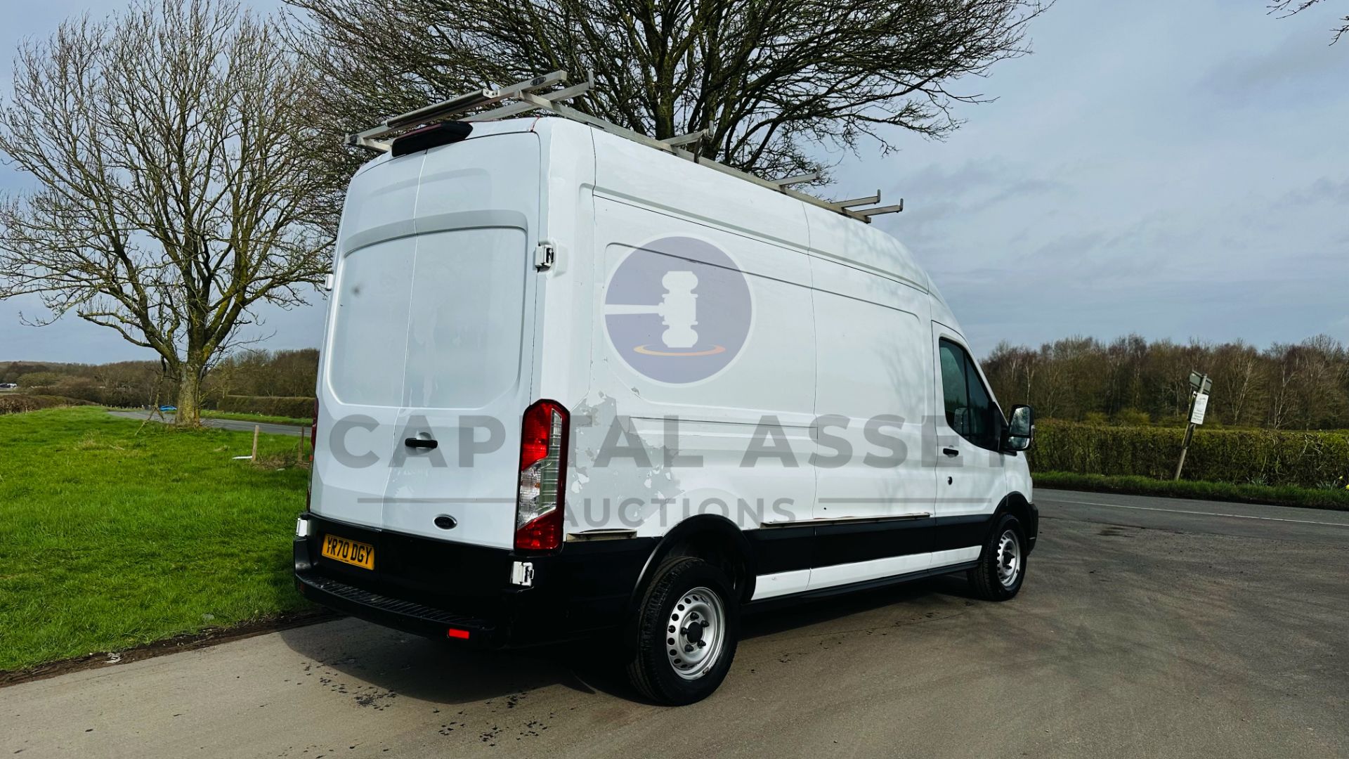 FORD TRANSIT 130 T350 *LEADER EDITION* LWB HI-ROOF (2021 FACELIFT MODEL) 2.0 TDCI 'ECOBLUE' *EURO 6* - Image 8 of 39