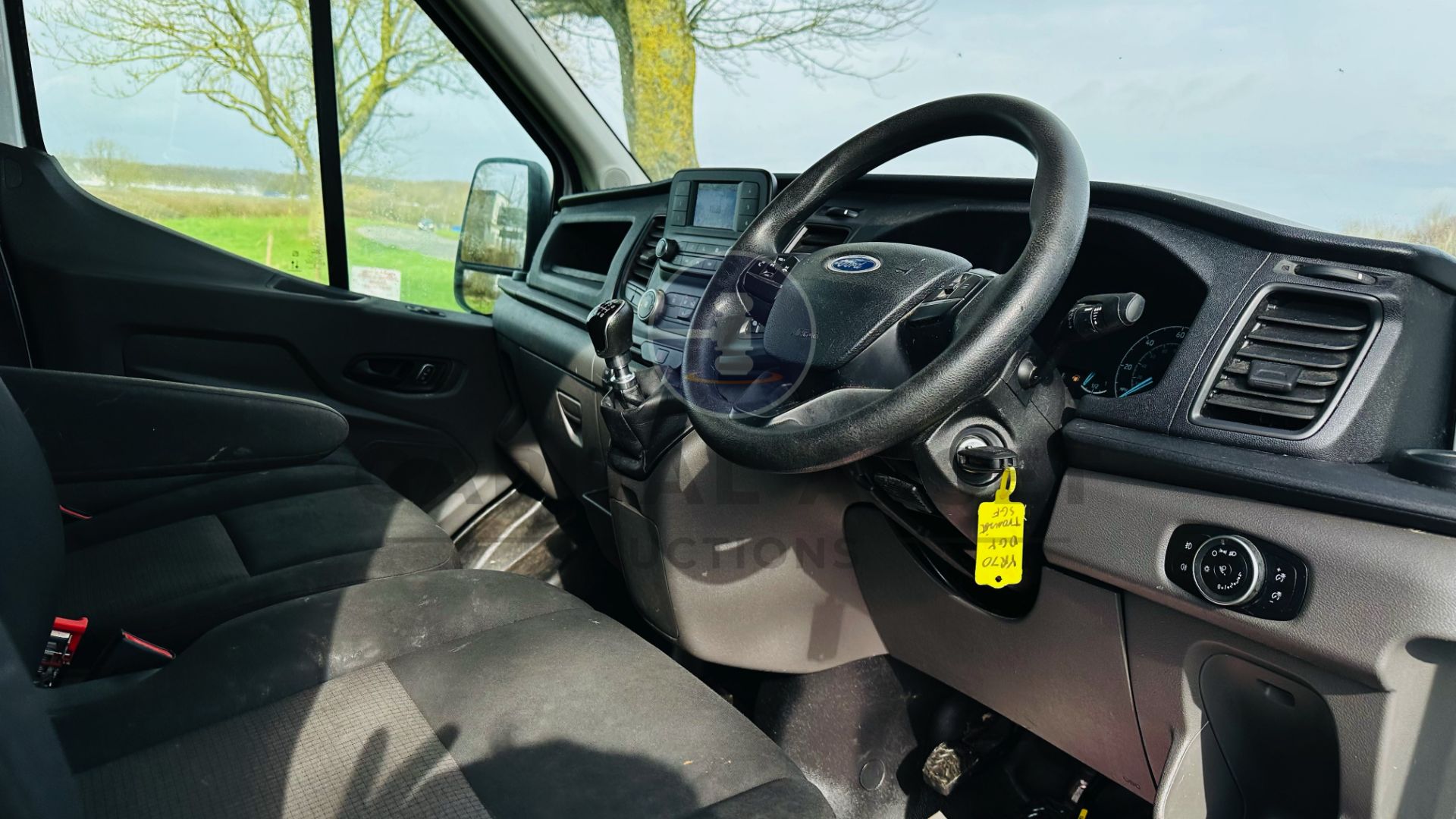 FORD TRANSIT 130 T350 *LEADER EDITION* LWB HI-ROOF (2021 FACELIFT MODEL) 2.0 TDCI 'ECOBLUE' *EURO 6* - Image 28 of 39