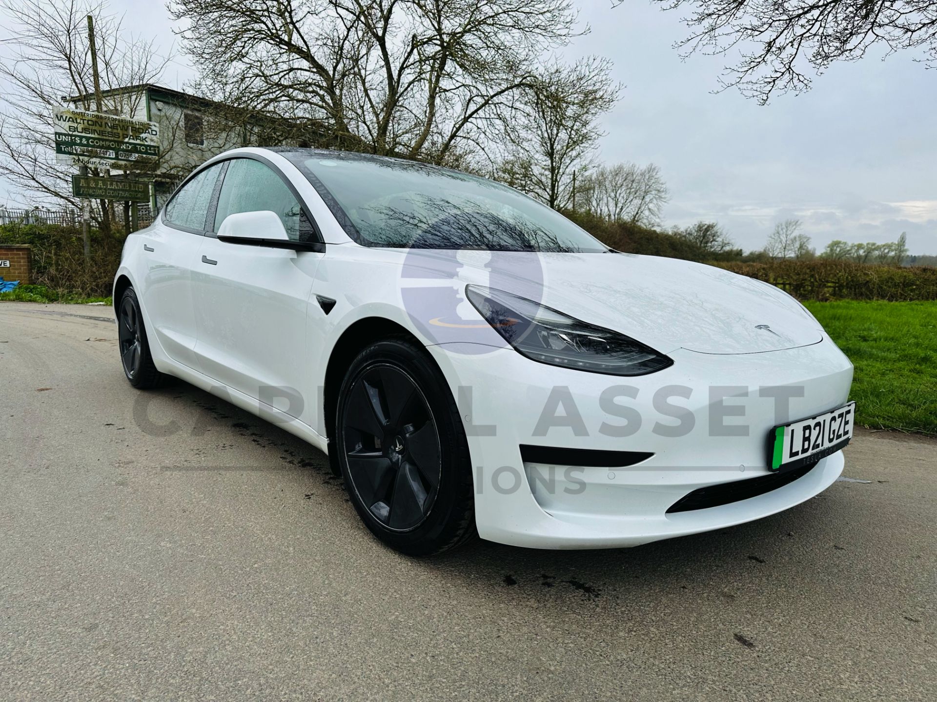 (ON SALE) TESLA MODEL 3 PLUS *PURE ELECTRIC* - 21 REG - PAN ROOF - LEATHER - TYPE 2 CHARGING CABLE! - Image 2 of 41