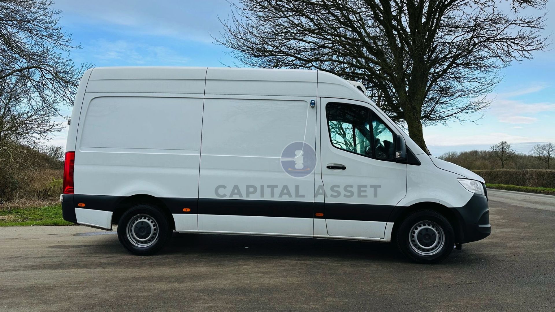 MERCEDES-BENZ SPRINTER 314 CDI *MWB - REFRIGERATED VAN* (2019 - FACELIFT MODEL) *OVERNIGHT STANDBY* - Image 16 of 41