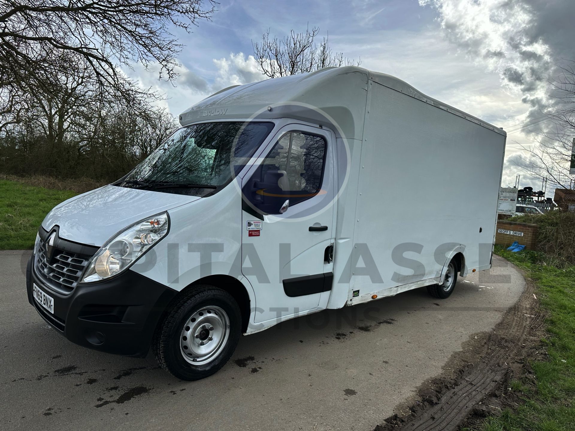 RENAULT MASTER LL35 *LWB LUTON / BOX VAN* (2020 - EURO 6) 2.3 DCI - 6 SPEED (1 OWNER - FULL HISTORY) - Image 6 of 40