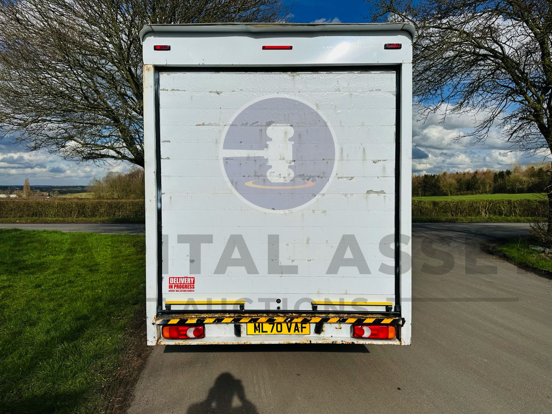 FORD TRANSIT 350 *LEADER - LUTON BOX / LOW LOADER* ECOBLUE - 2021 MODEL - START / STOP - EURO 6! - Image 8 of 26