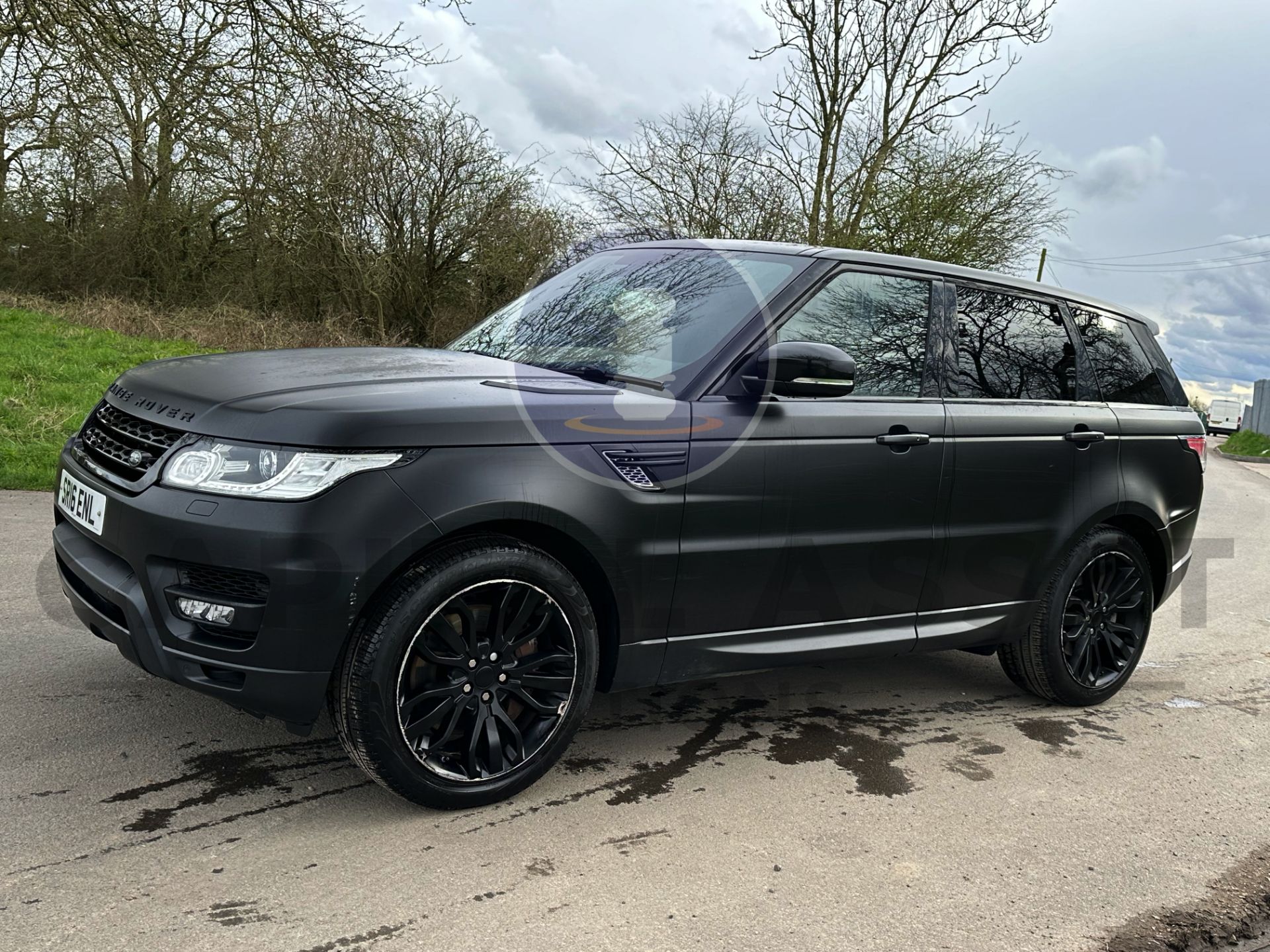 (On Sale) RANGE ROVER SPORT *HSE DYNAMIC* 5 DOOR SUV (2016) 3.0 SDV6 - 8 SPEED AUTO *REAR DVD'S* - Image 7 of 52