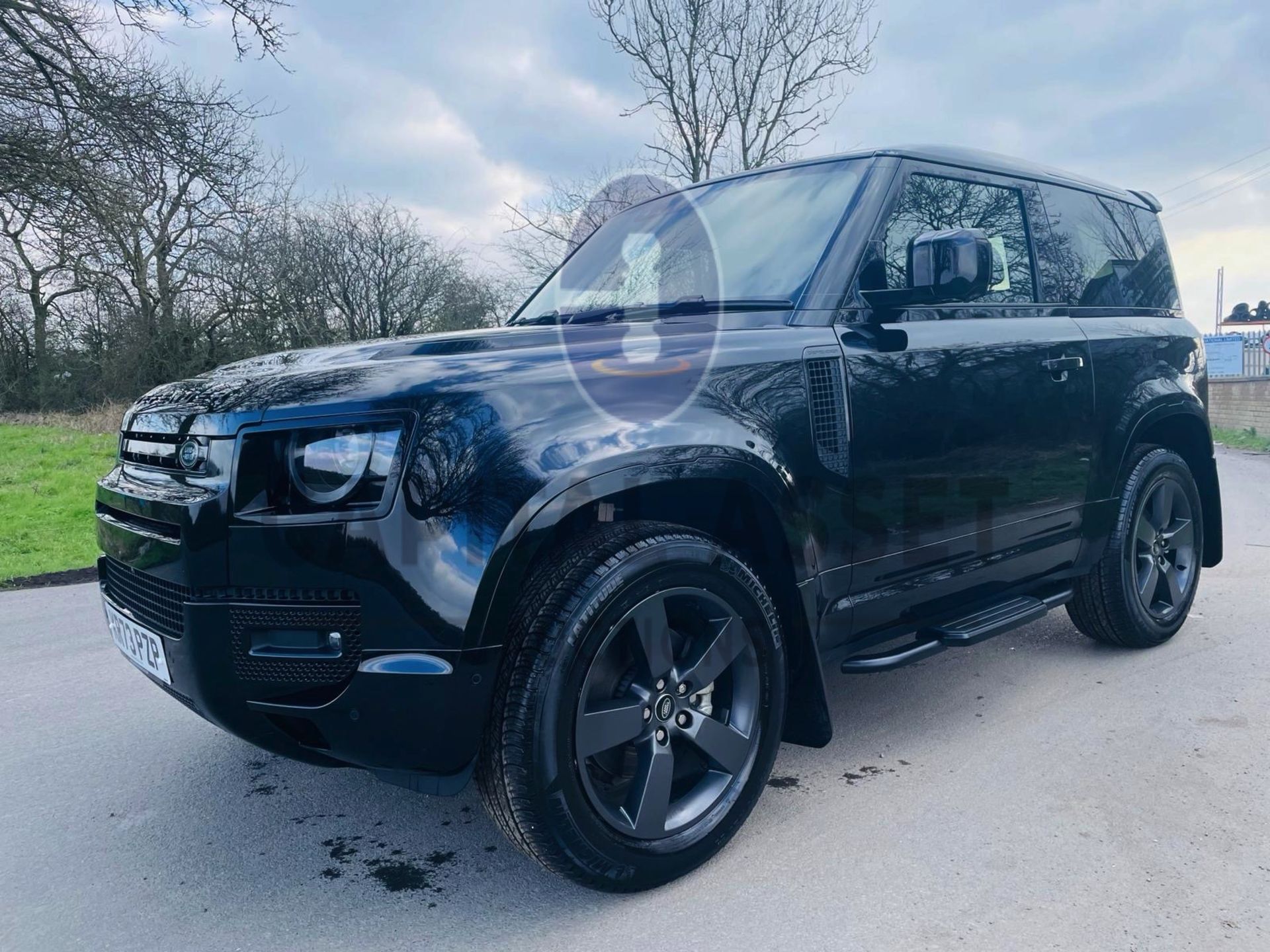 LAND ROVER DEFENDER 90 3.0D D250 "X-DYNAMIC HSE" MEGA SPEC - 1 OWNER - ONLY 3K MILES - A MUST SEE